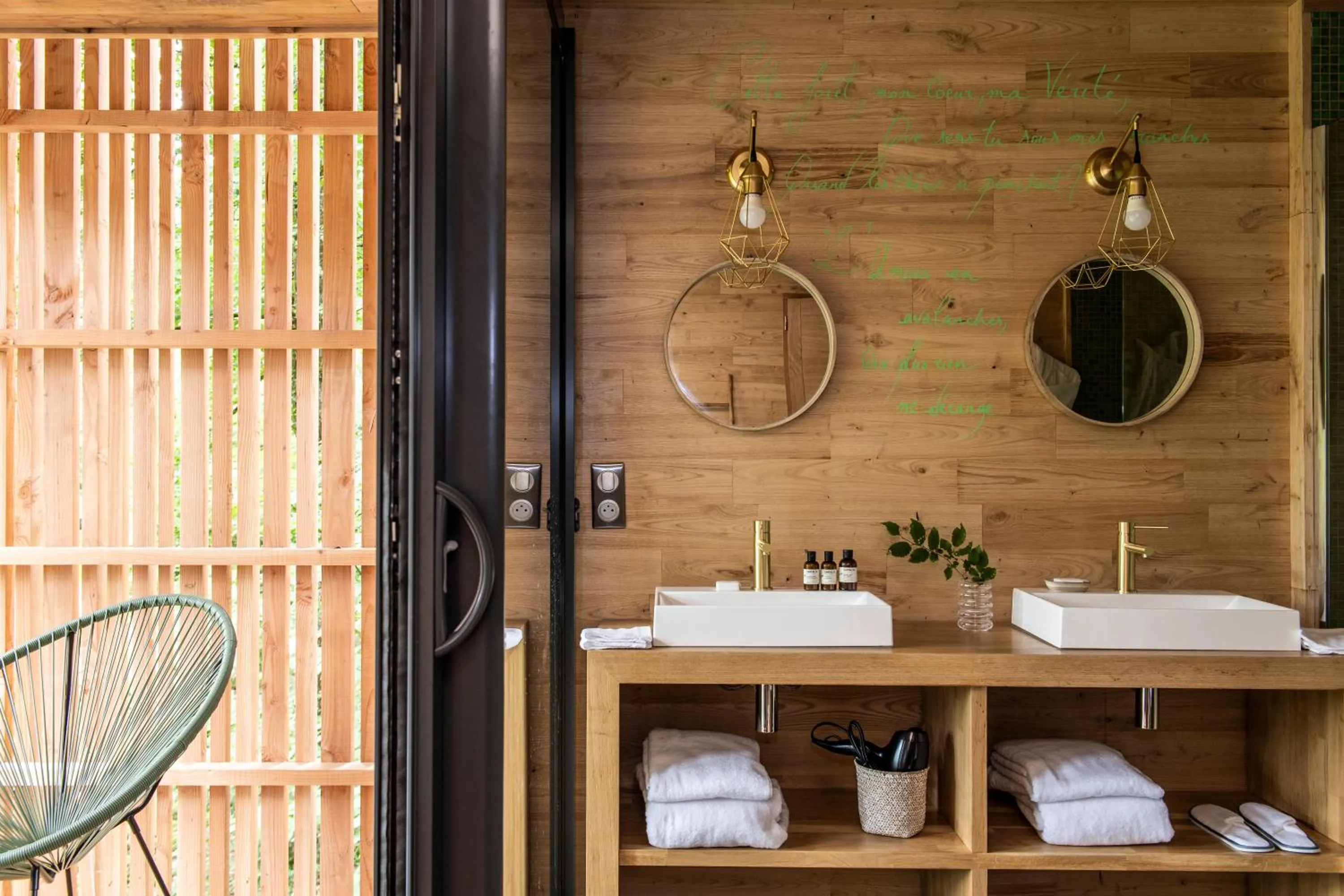 Bathroom in Loire Valley Lodges - Hotel