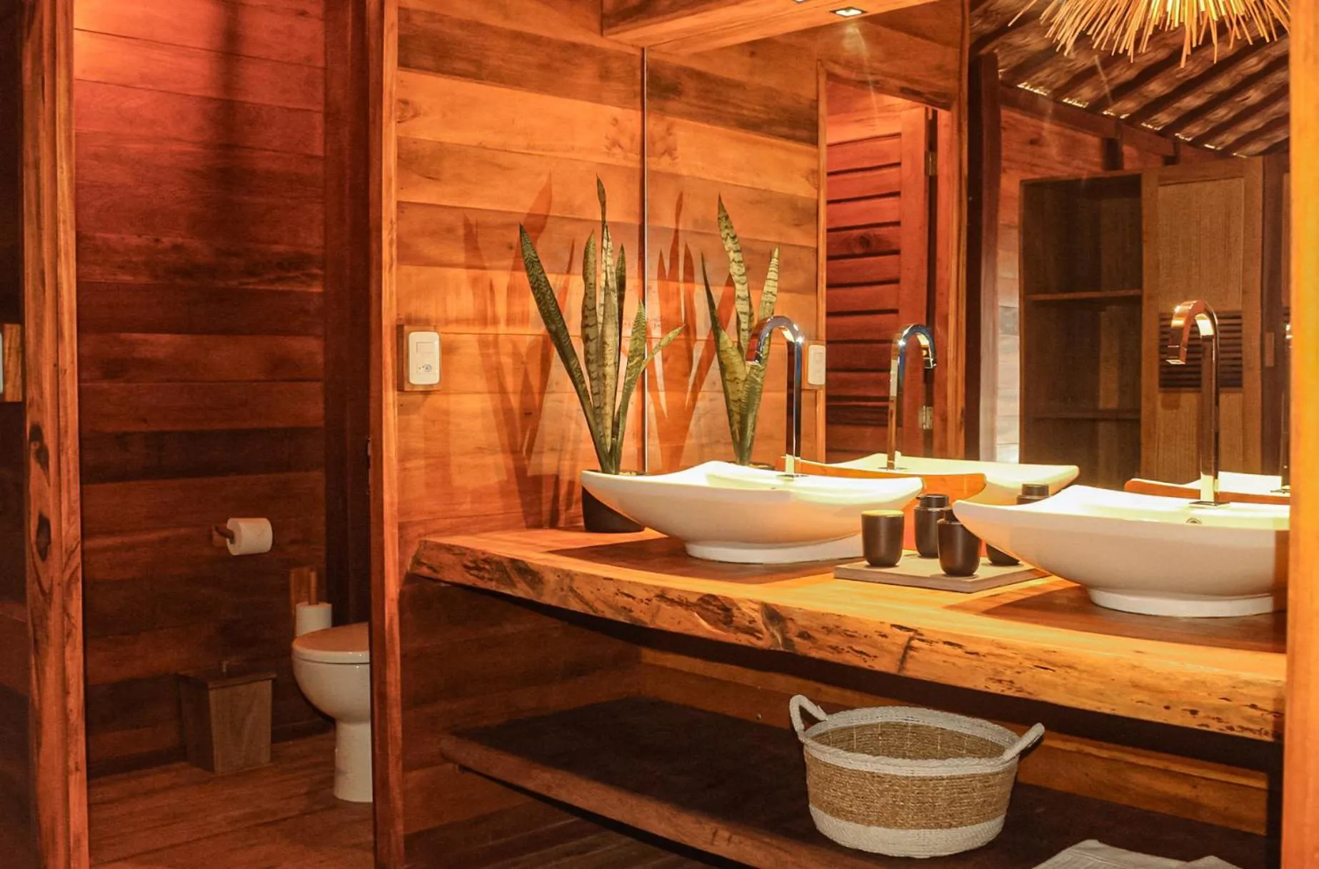 Bathroom in Kabana Hotel