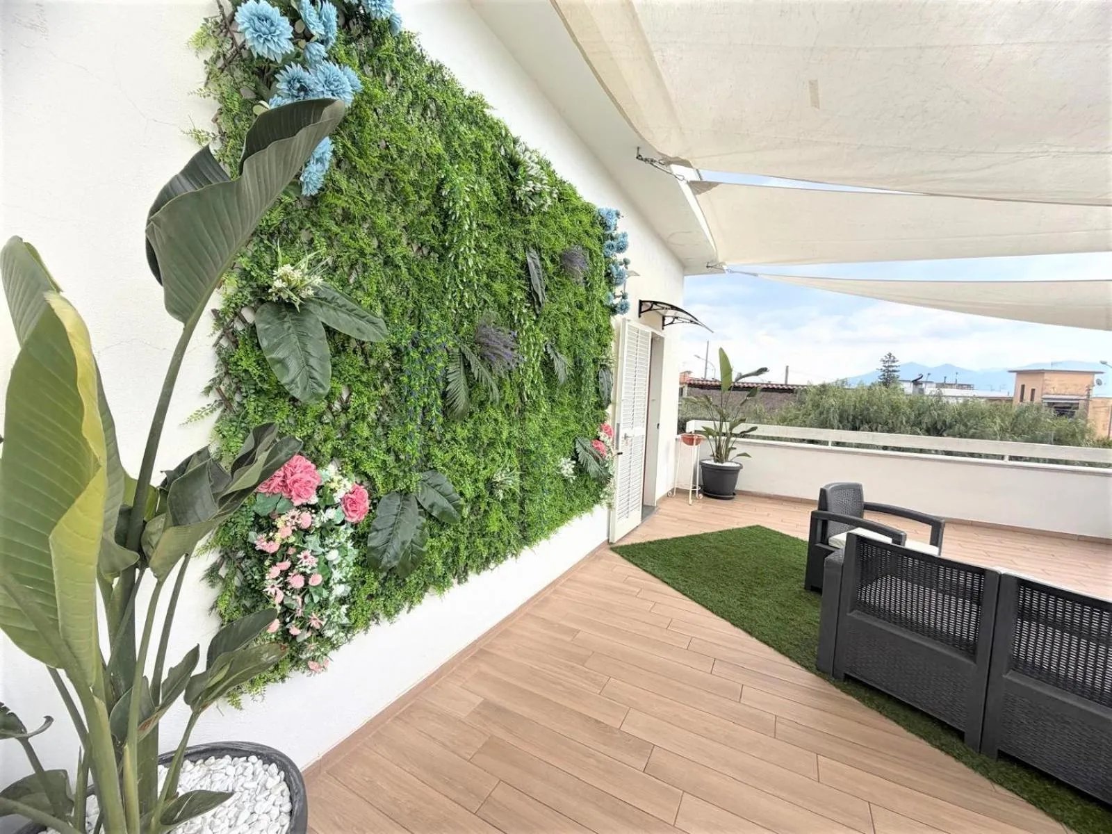 Balcony/Terrace in Home Olympus Vesuvio