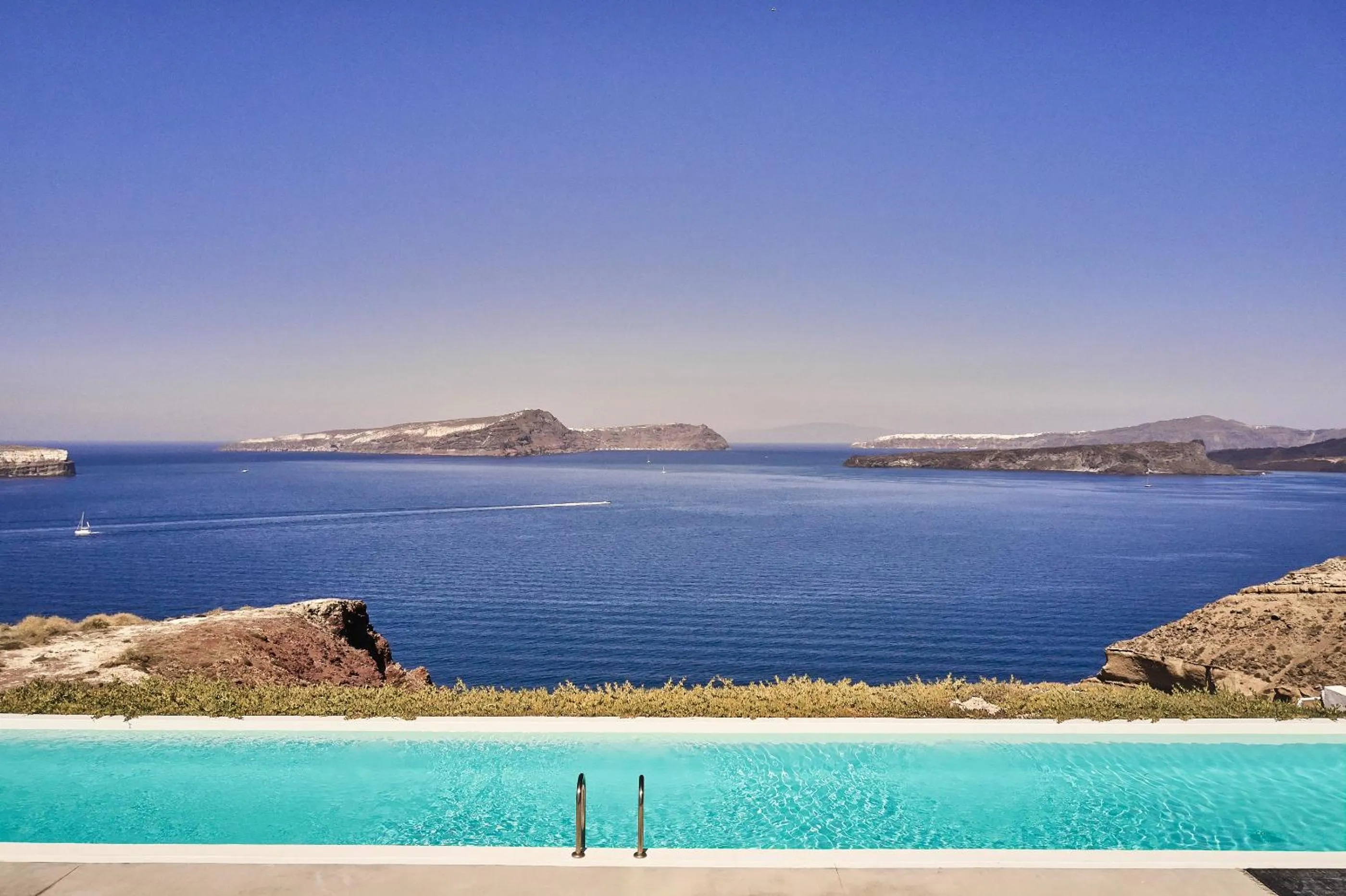 Natural landscape in Coco-Mat Hotel Santorini