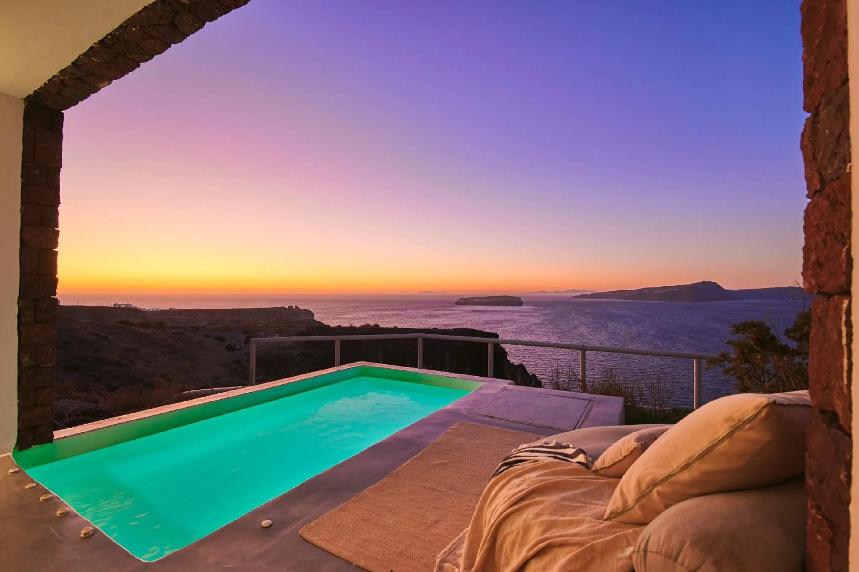 Balcony/Terrace in Coco-Mat Hotel Santorini