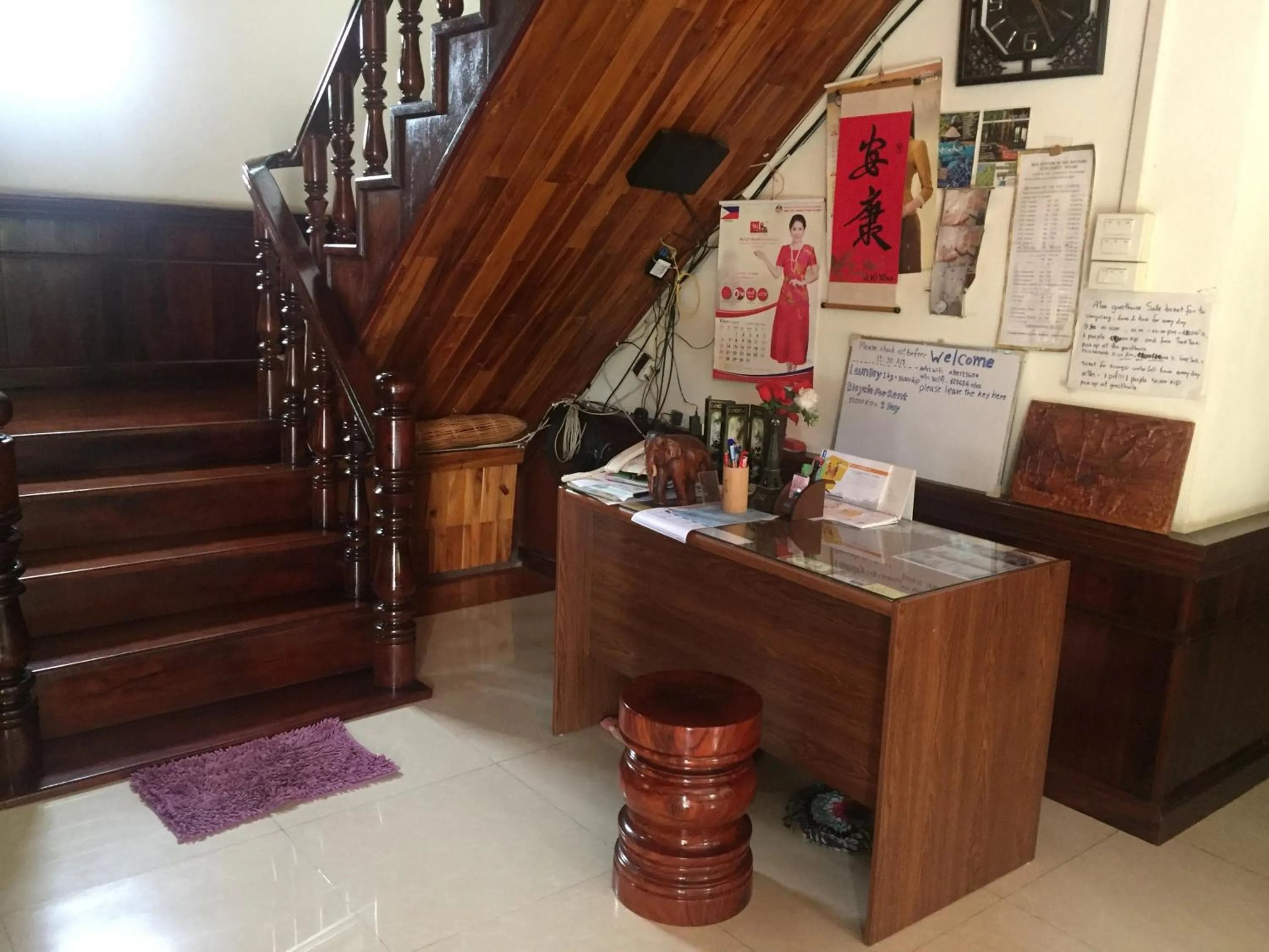 Communal lounge/ TV room in A Tee Guesthouse