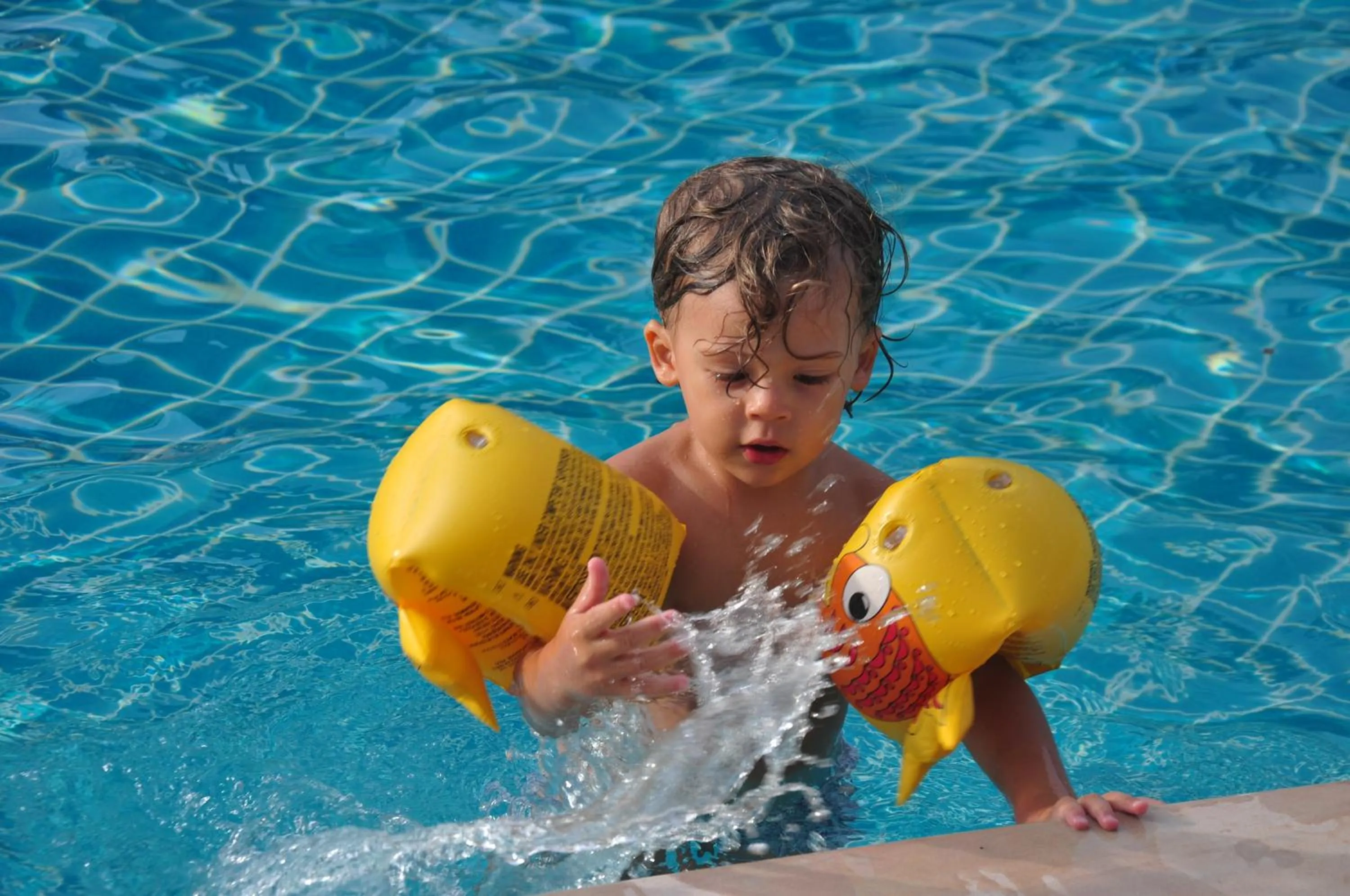 Swimming pool in Samui Honey Suite