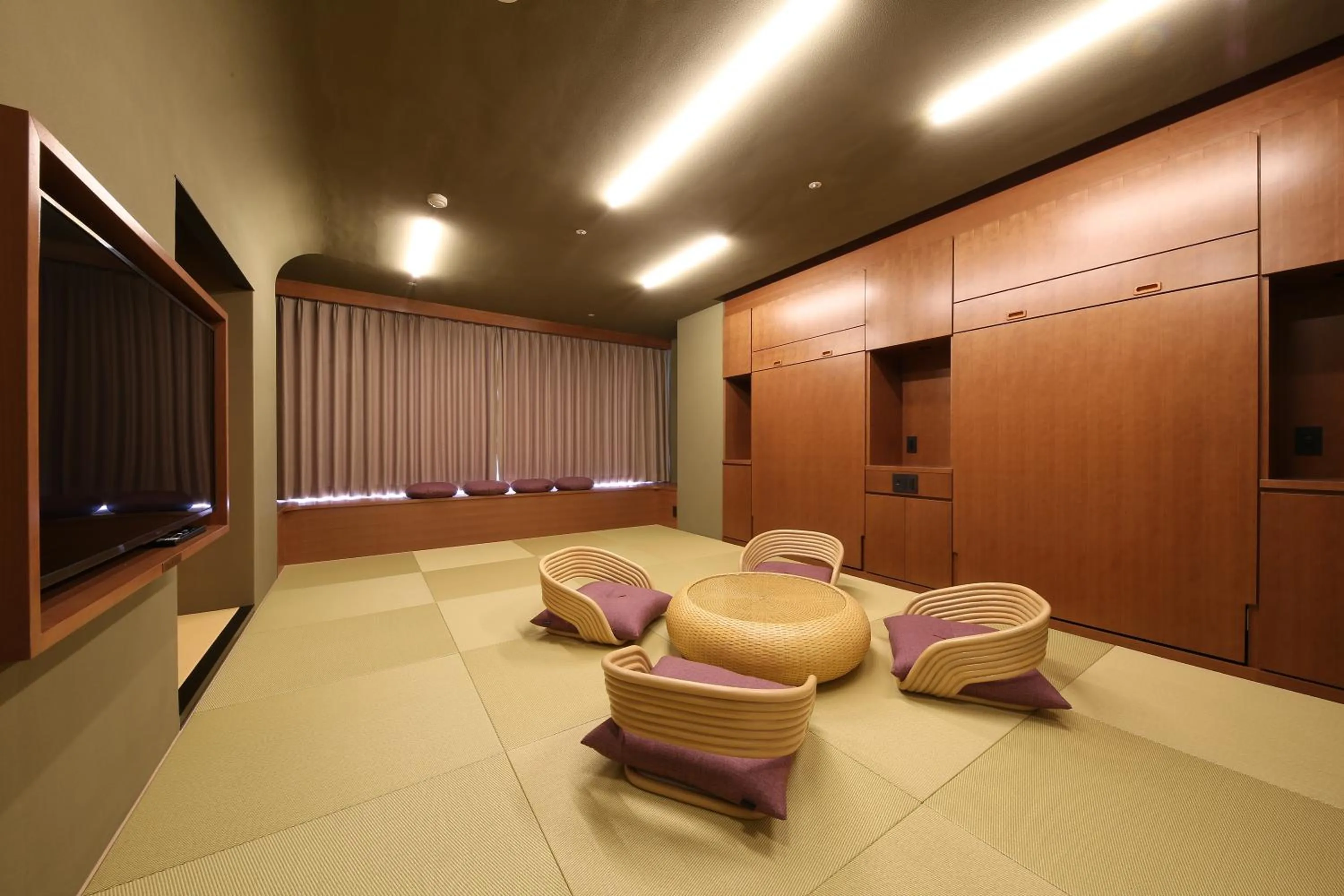 Photo of the whole room in Arima Kirari