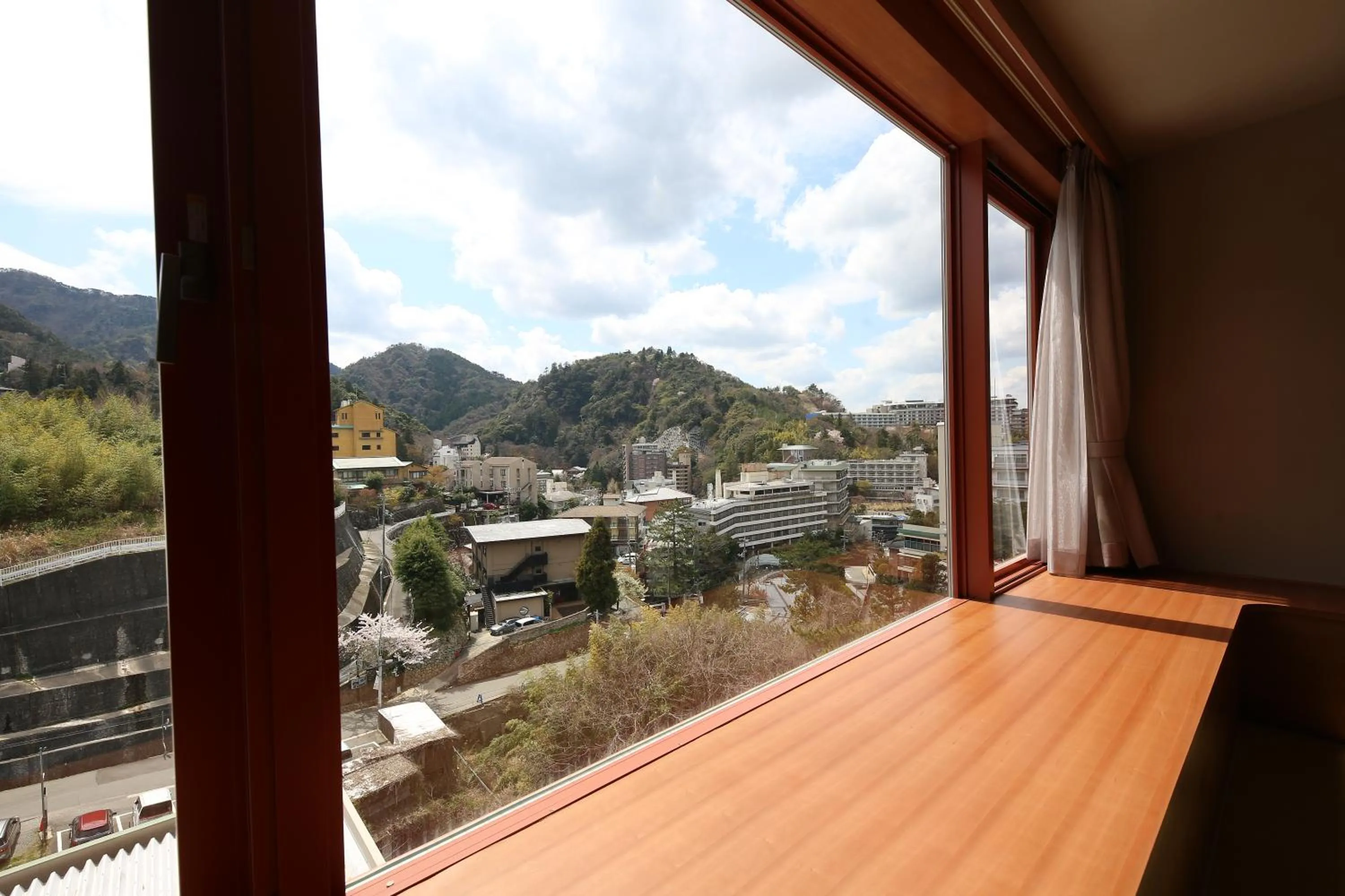 Mountain view in Arima Kirari