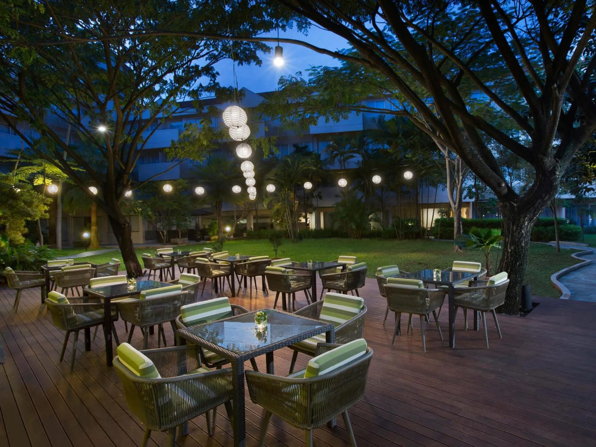 Dining area in Delonix Hotel Karawang