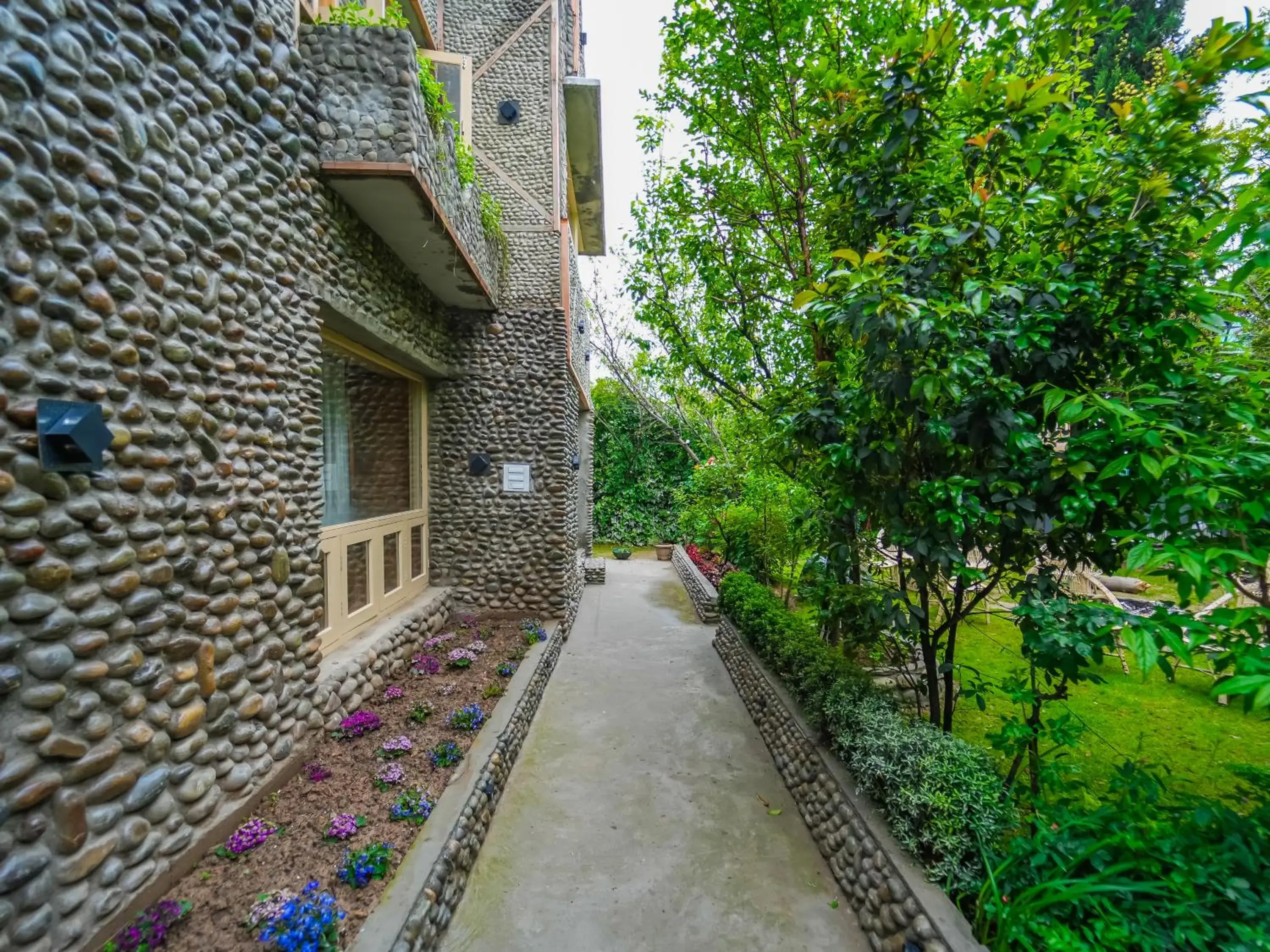 Facade/entrance in Hotel Mirage Facade/entrance in Hotel Mirage