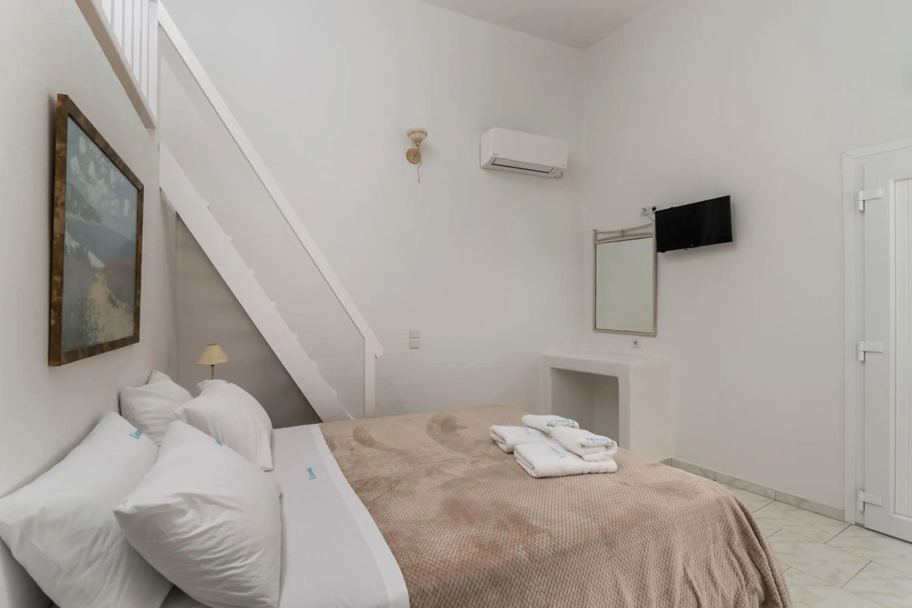TV and multimedia, Bed in Livanios Studios