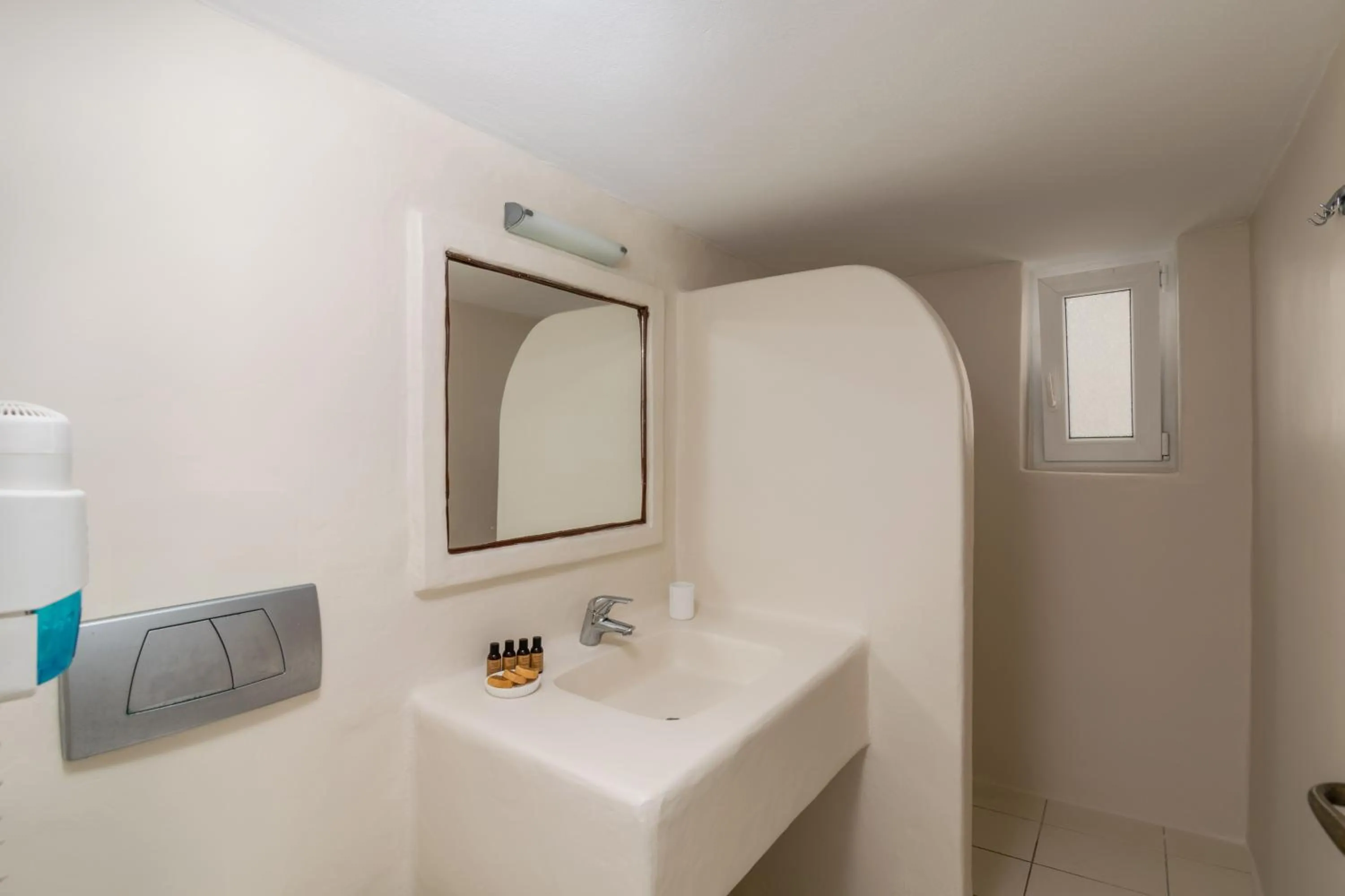 Bathroom in Livanios Studios