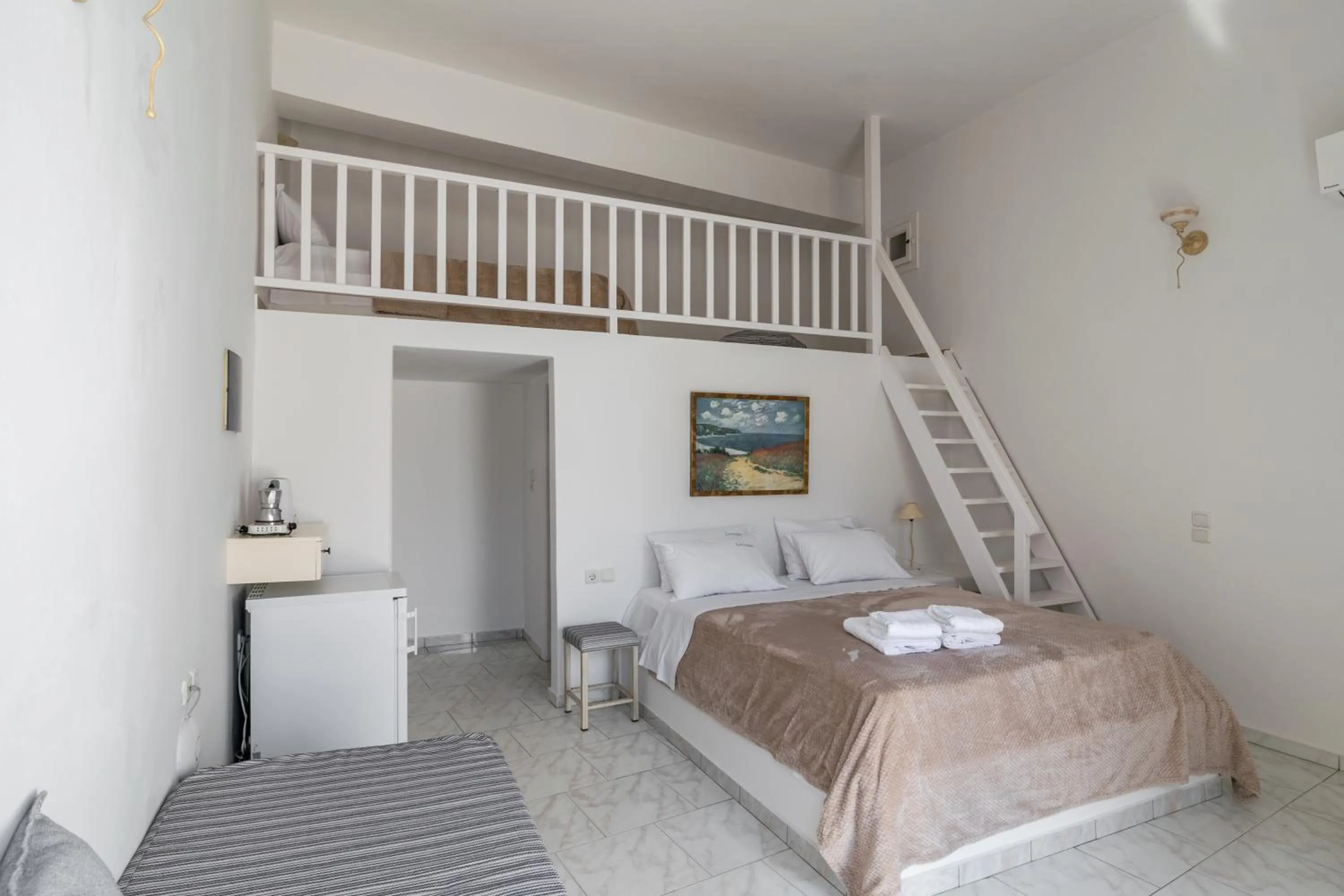 Photo of the whole room, Bed in Livanios Studios