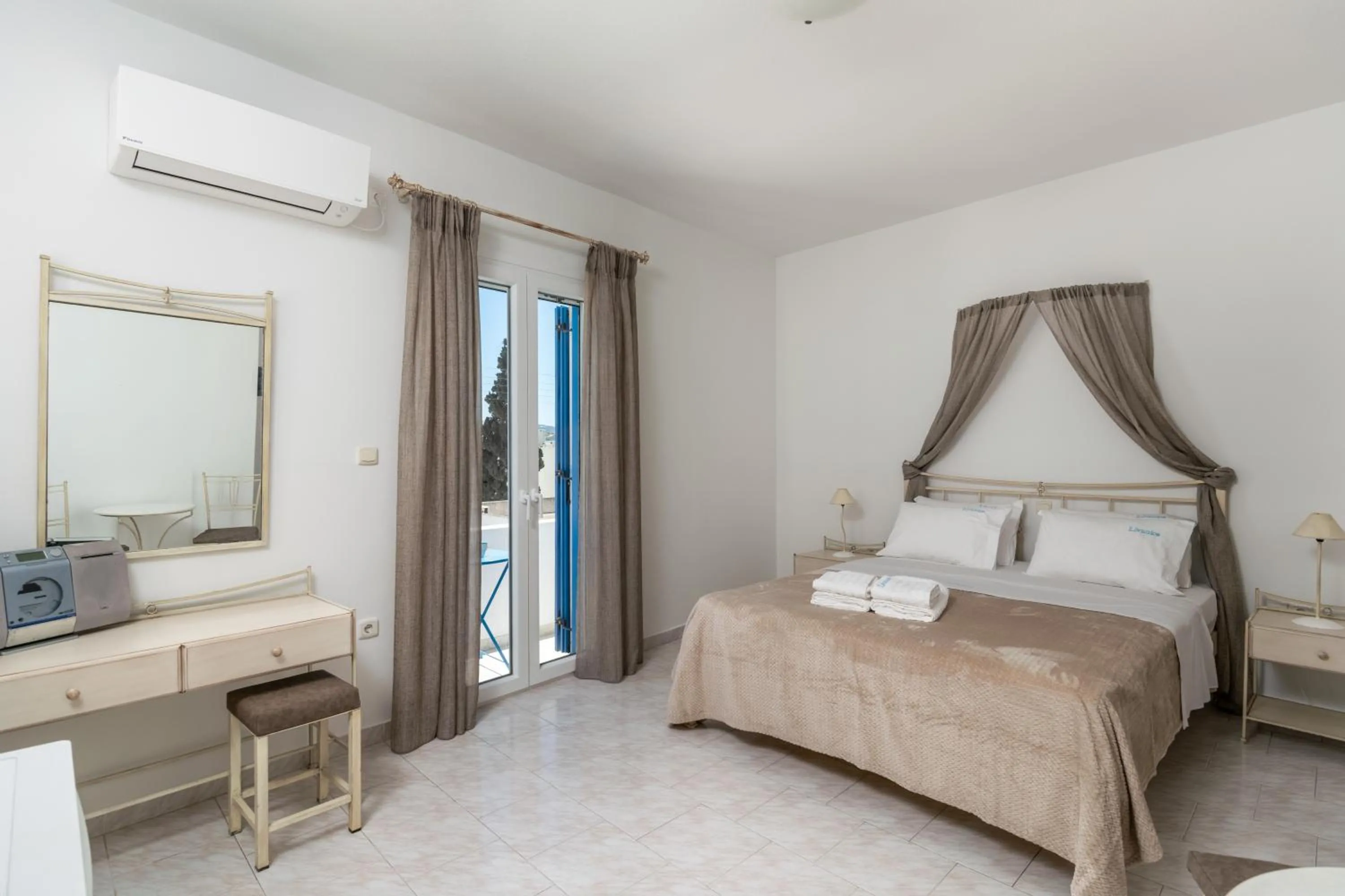Bed in Livanios Studios