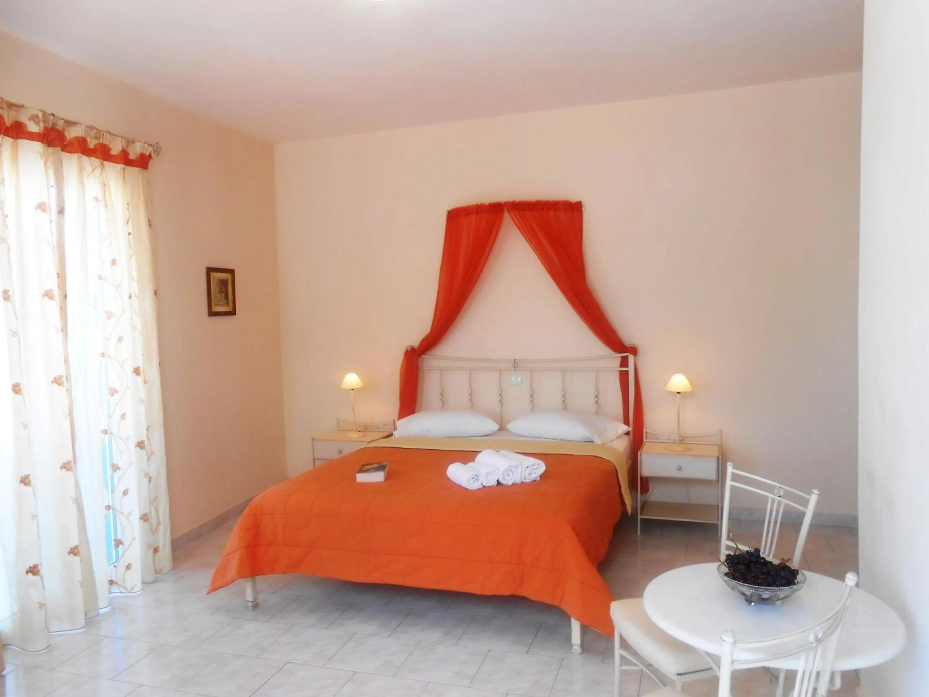 Photo of the whole room, Bed in Livanios Studios