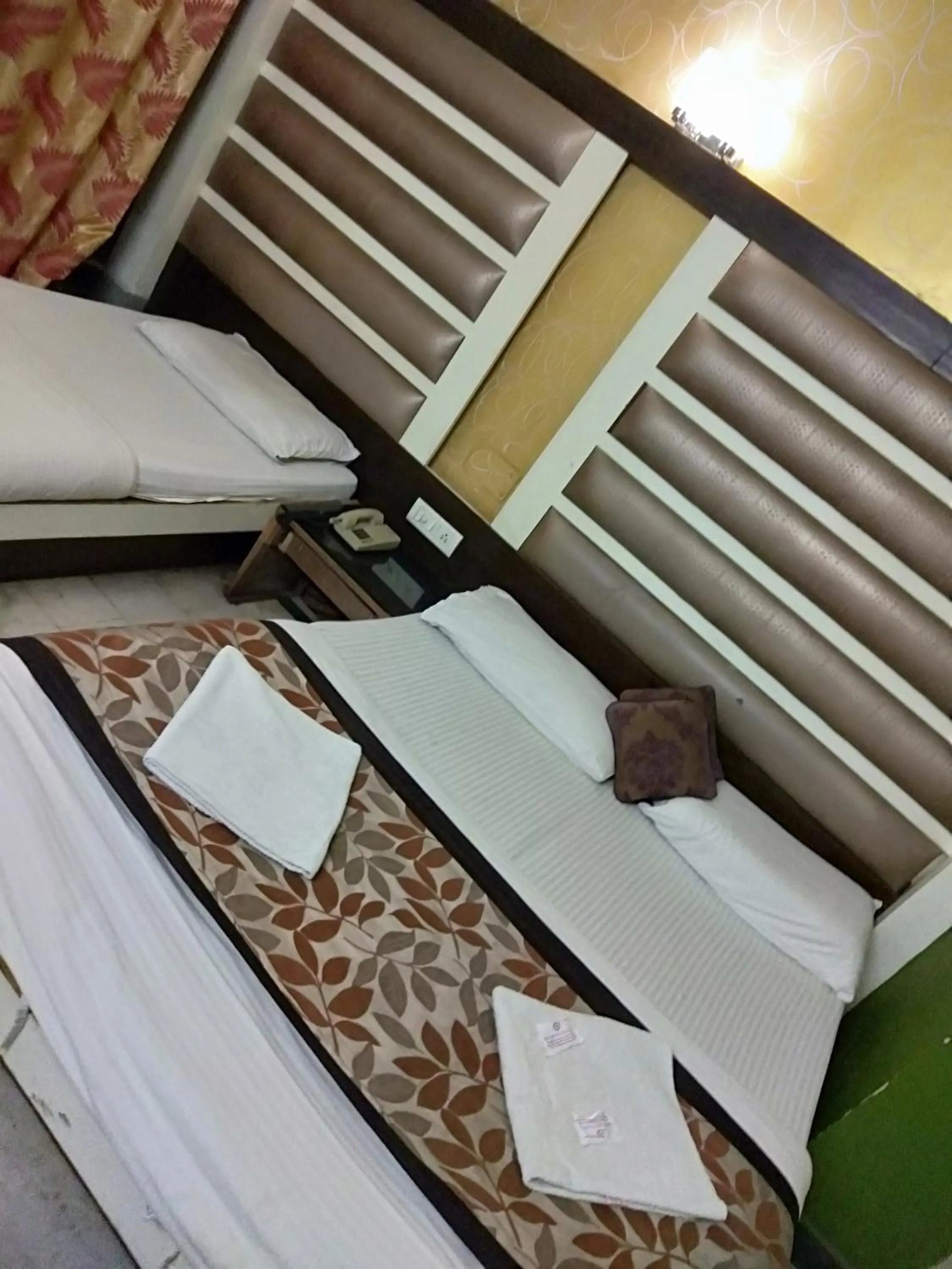 Bed in Hotel Star Paradise