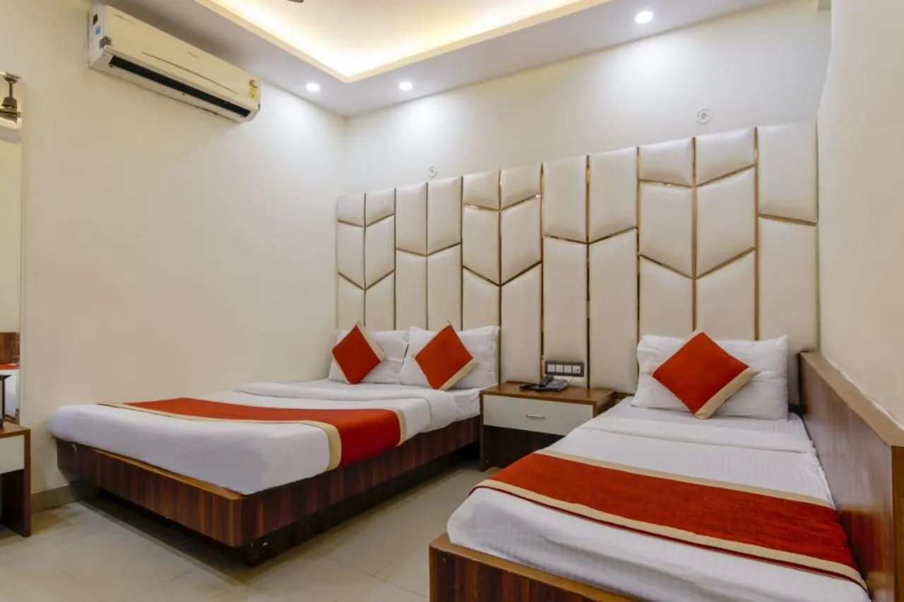 Bed in Hotel Star Palace