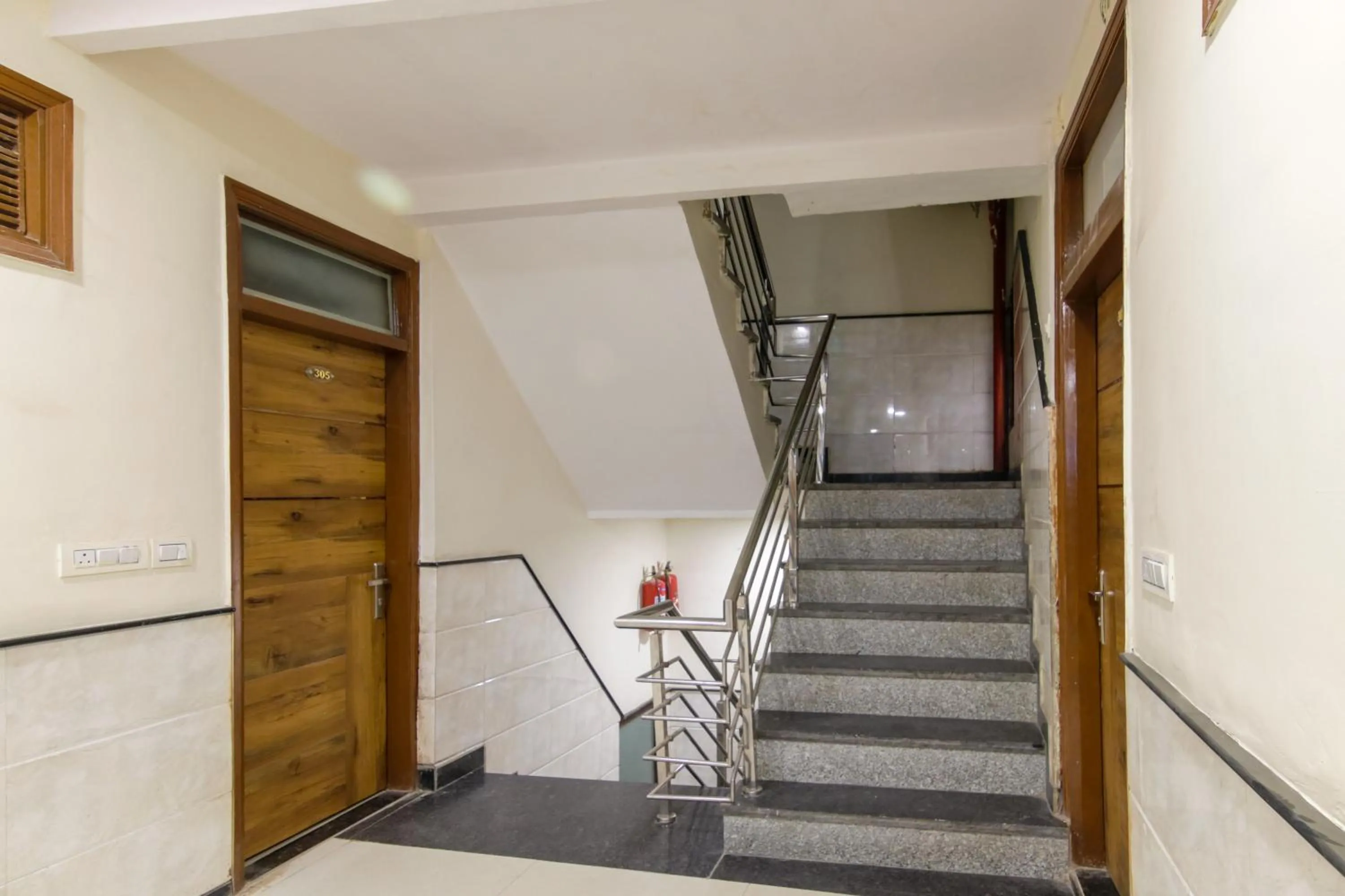 Restaurant/places to eat in Hotel Star Palace