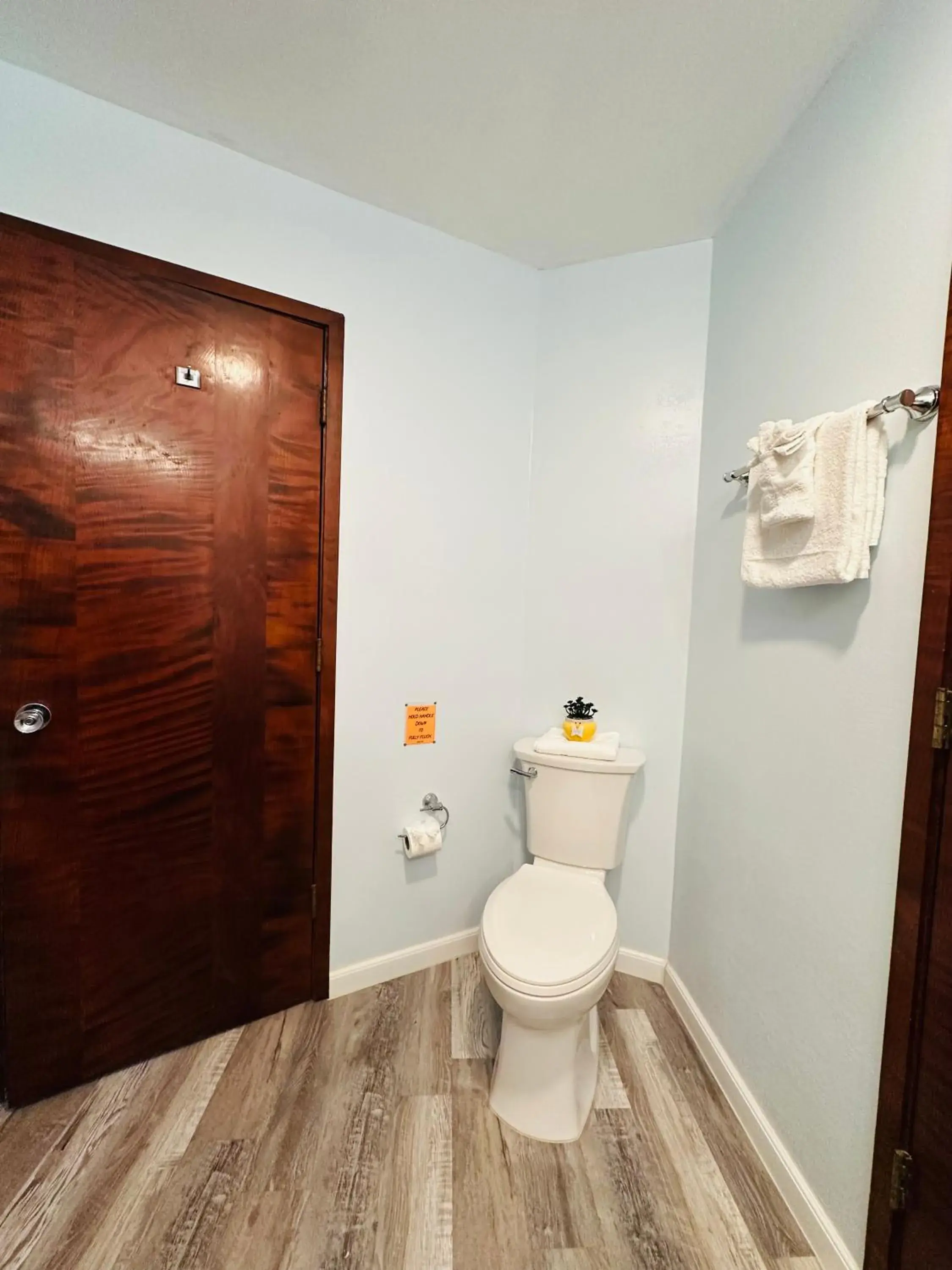 Triple Room in Curly Redwood Lodge Triple Room in Curly Redwood Lodge