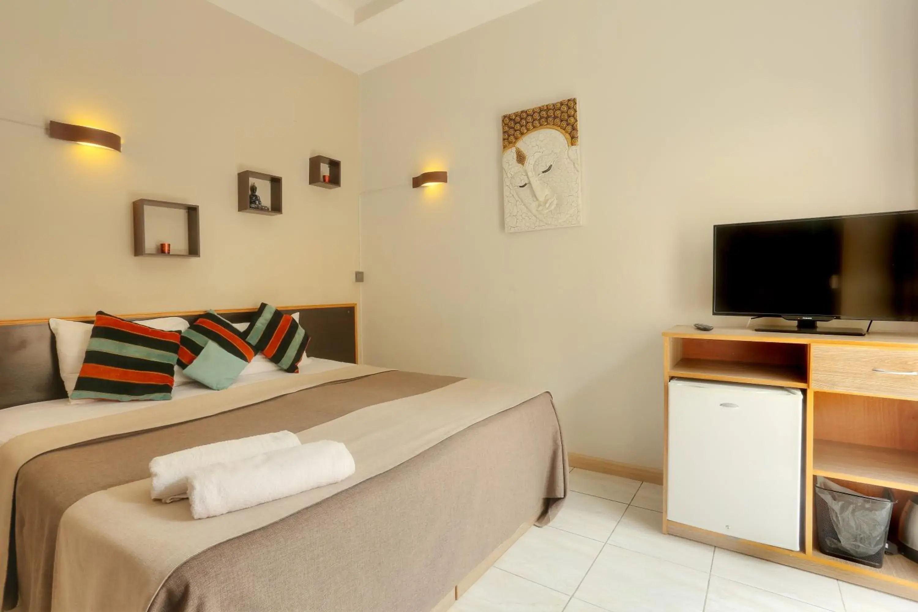 Photo of the whole room, Bed in L'Oiseau de L'Ocean Tourist Residence Photo of the whole room, Bed in L'Oiseau de L'Ocean Tourist Residence