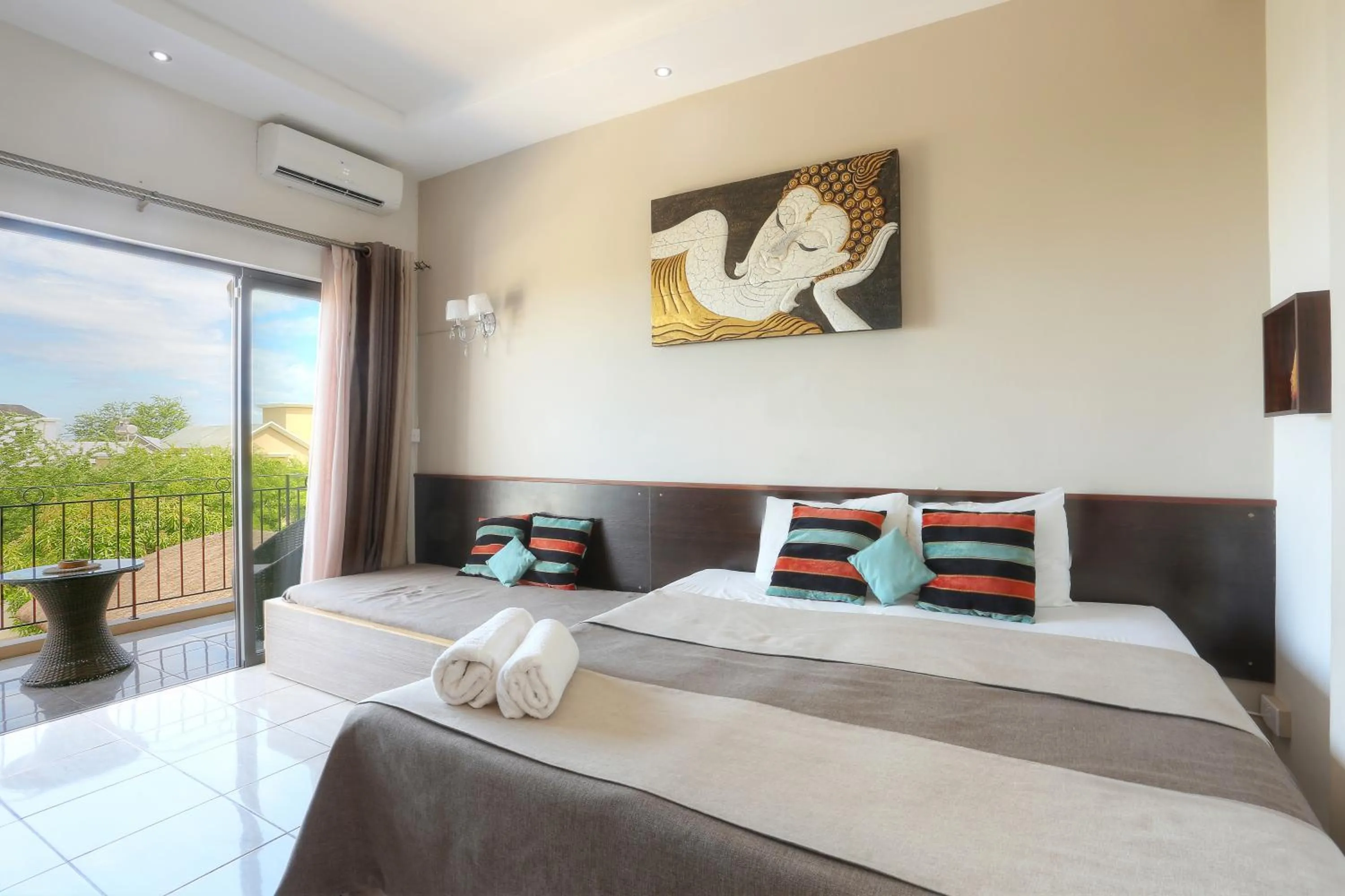 Photo of the whole room, Bed in L'Oiseau de L'Ocean Tourist Residence