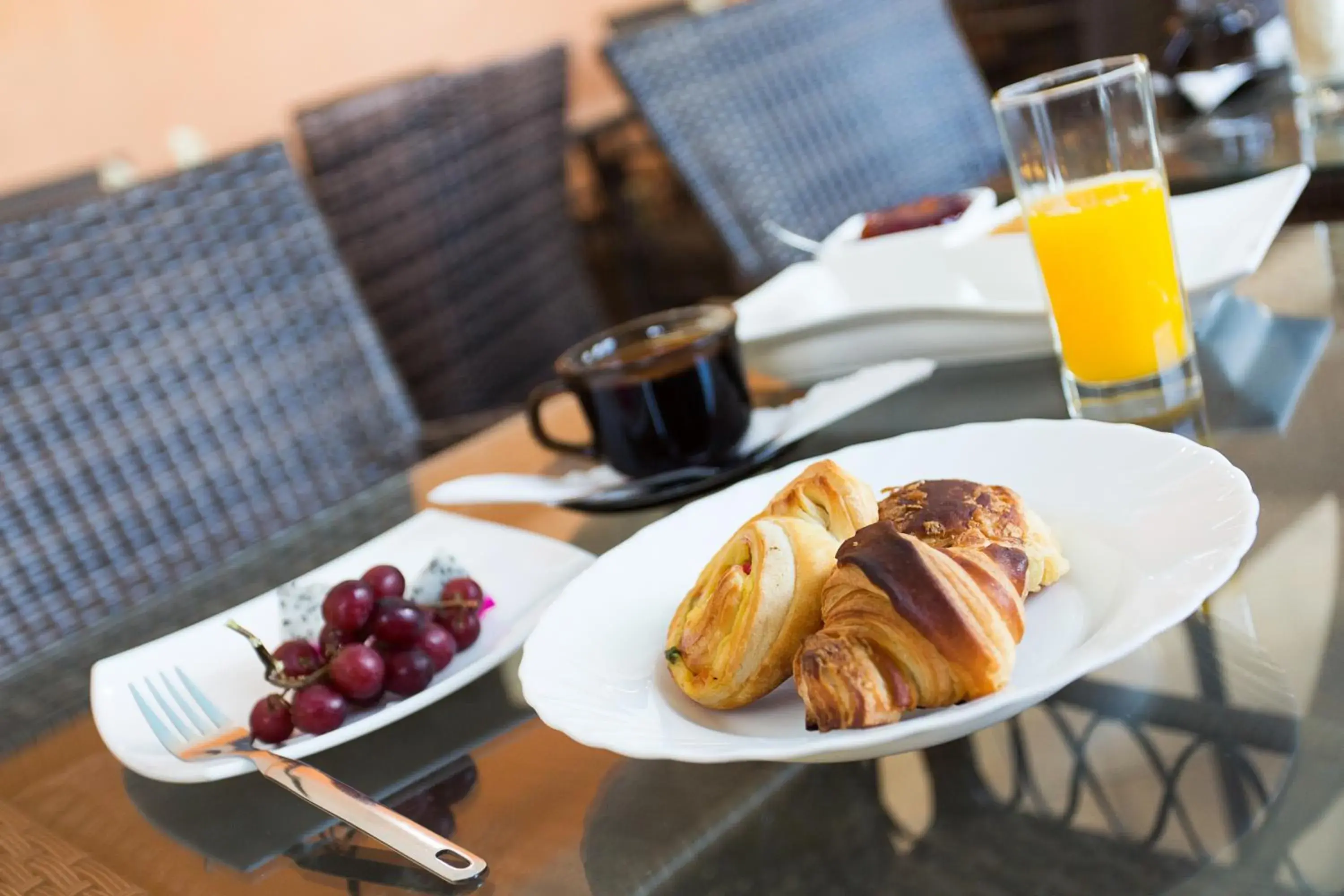 Breakfast in L'Oiseau de L'Ocean Tourist Residence Breakfast in L'Oiseau de L'Ocean Tourist Residence