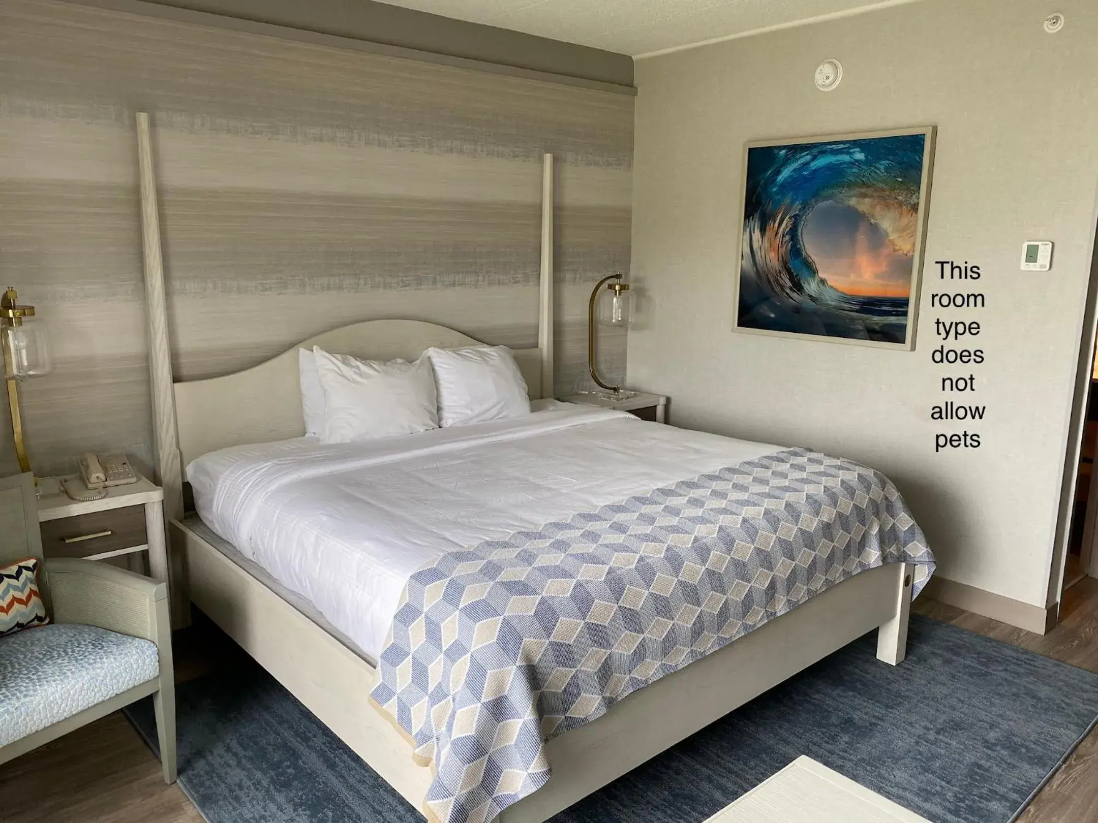 Bed in Howard Johnson by Wyndham Middletown Newport Area Bed in Howard Johnson by Wyndham Middletown Newport Area