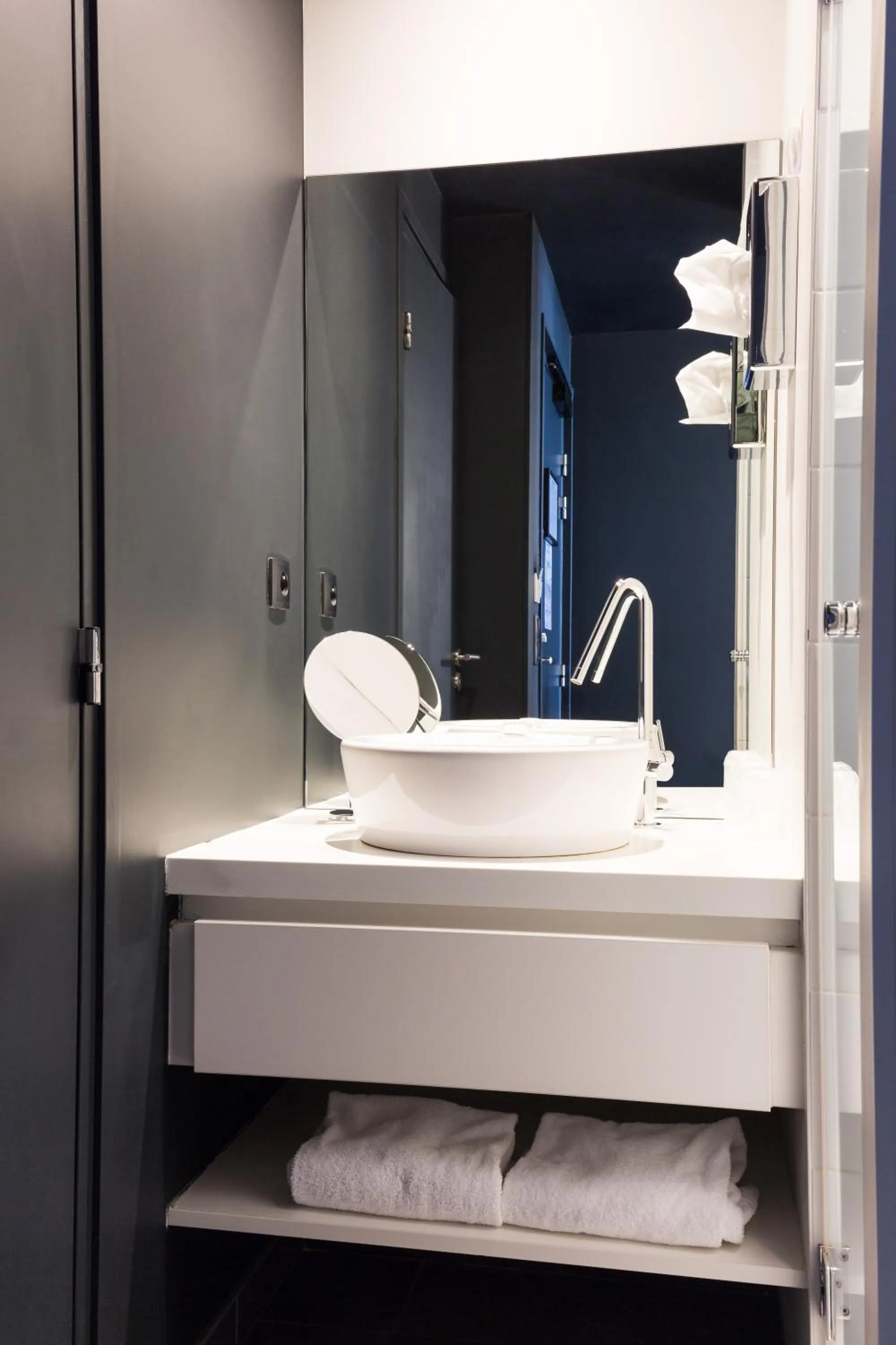 Bathroom in Hôtel Ar Iniz