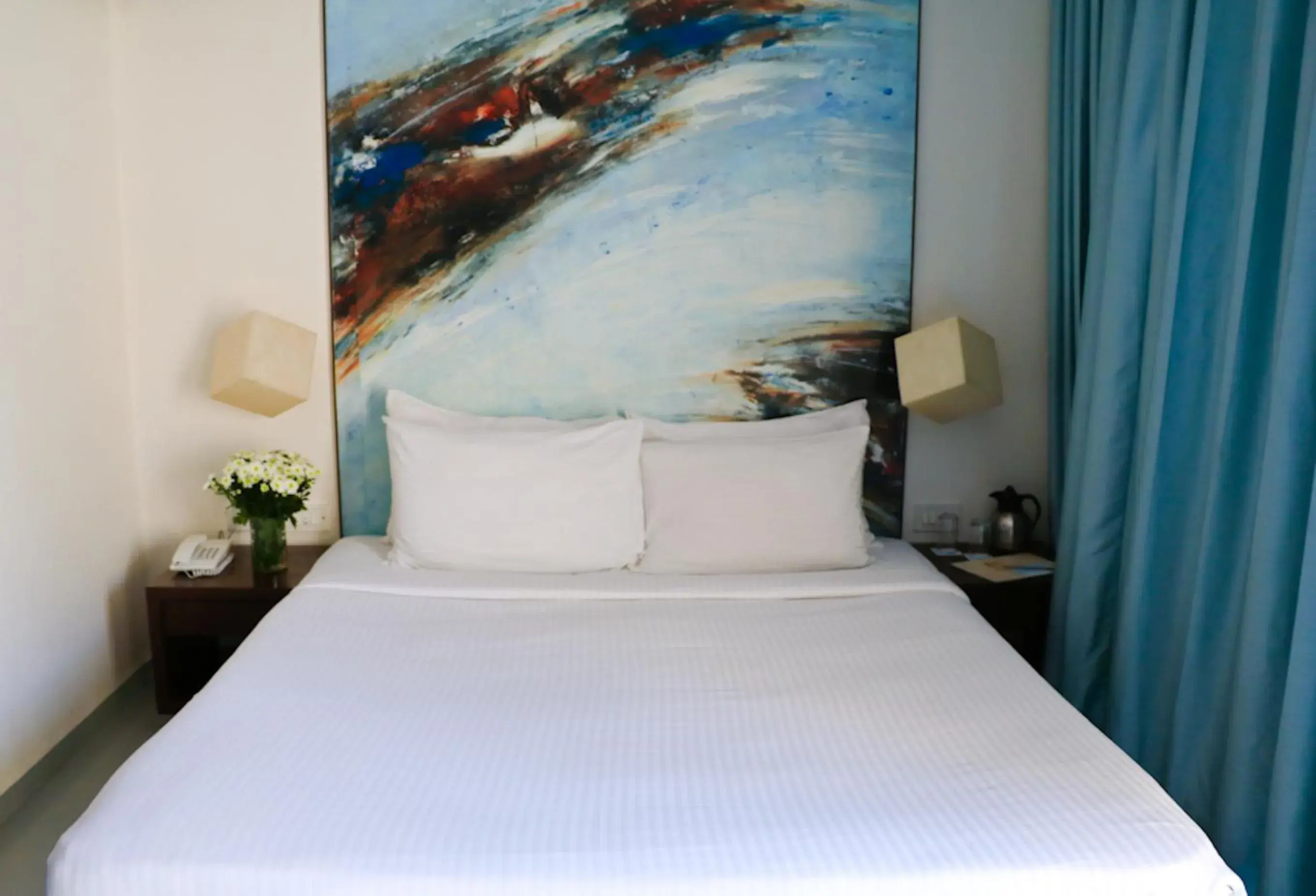 Bedroom, Bed in The Waterfront Shaw Lavasa Bedroom, Bed in The Waterfront Shaw Lavasa