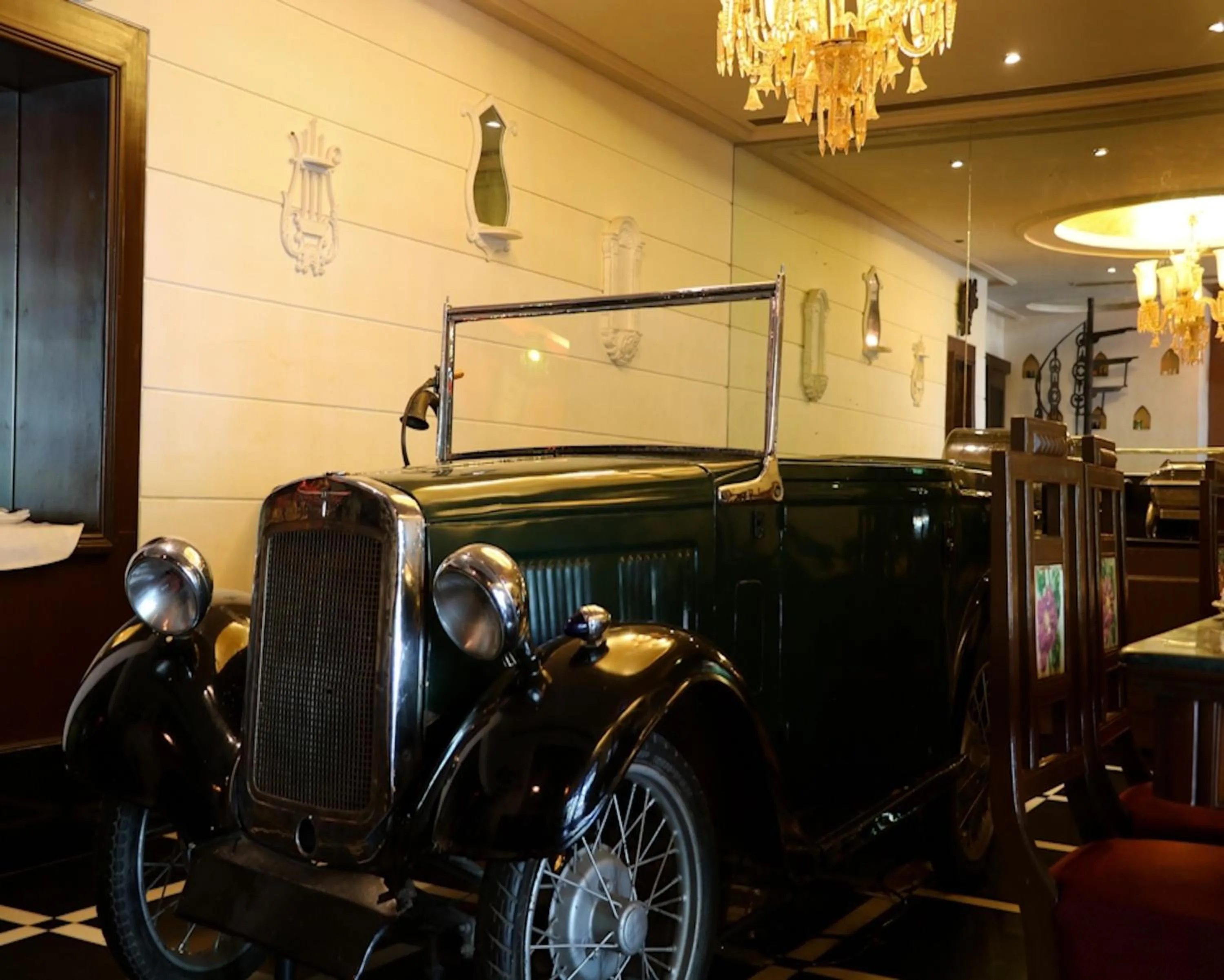 Restaurant/places to eat in The Waterfront Shaw Lavasa