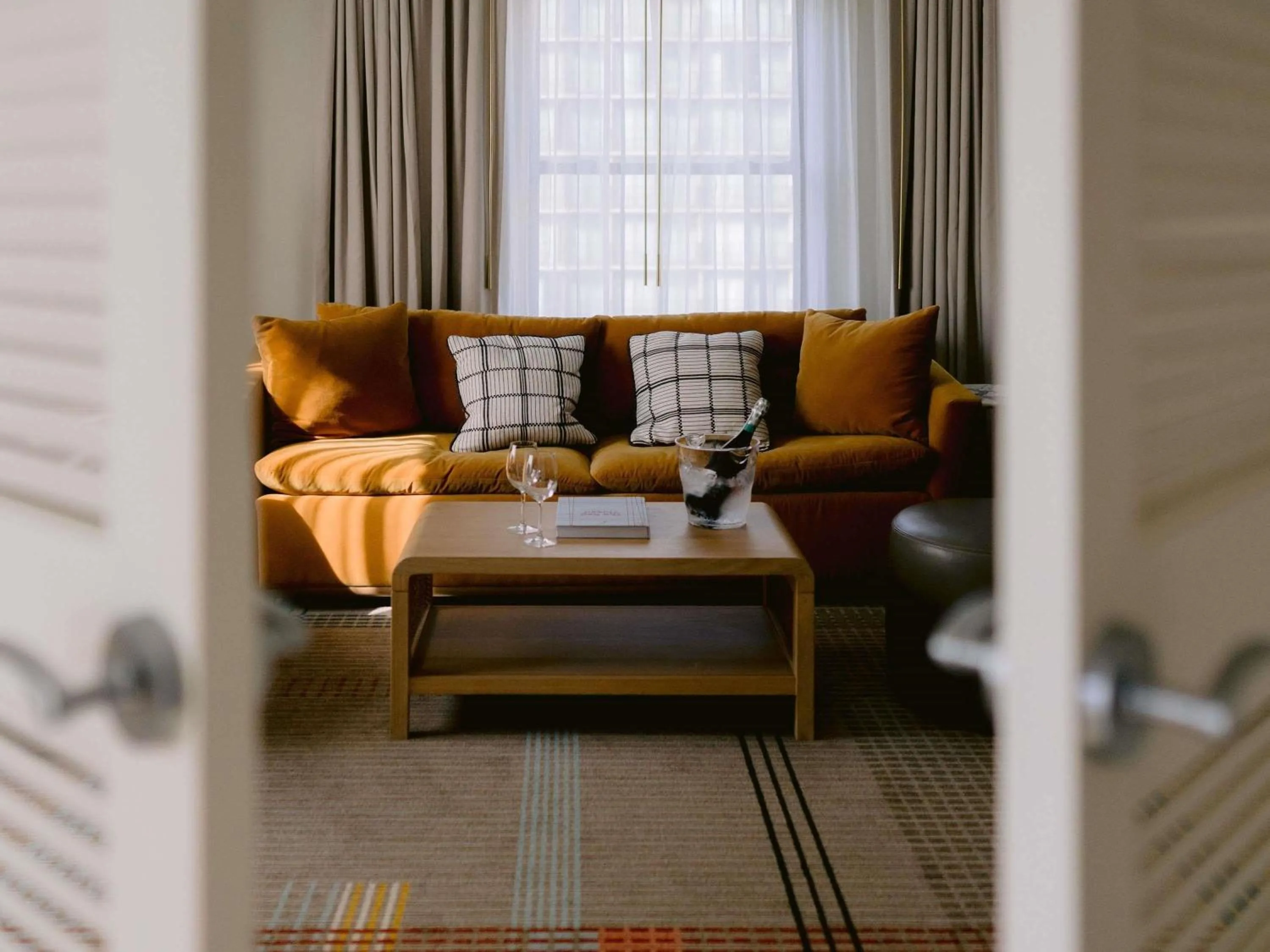Bedroom in Ändra Hotel Seattle - MGallery Collection