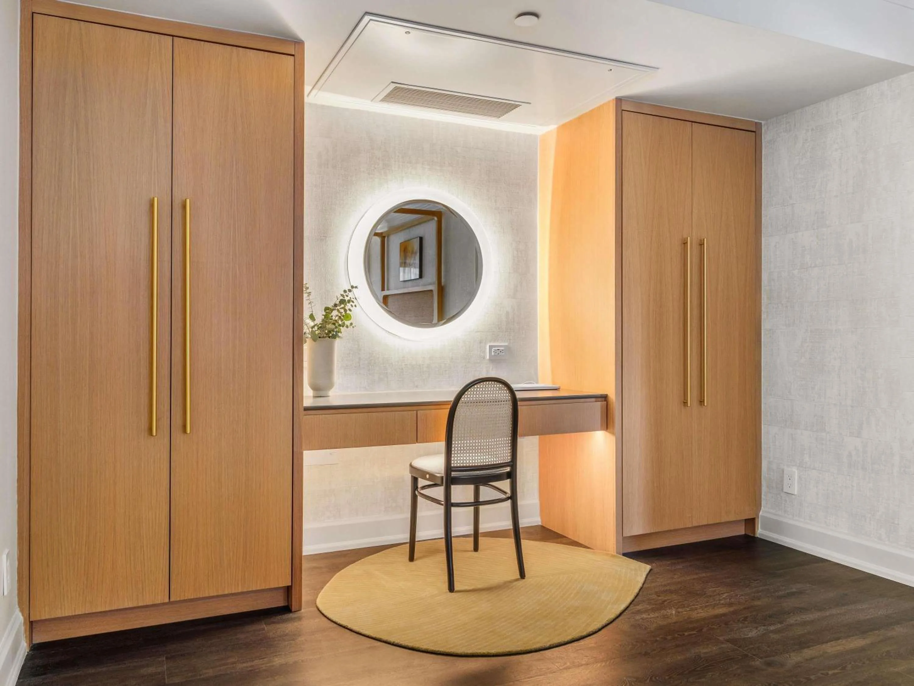 Bedroom in Ändra Hotel Seattle - MGallery Collection