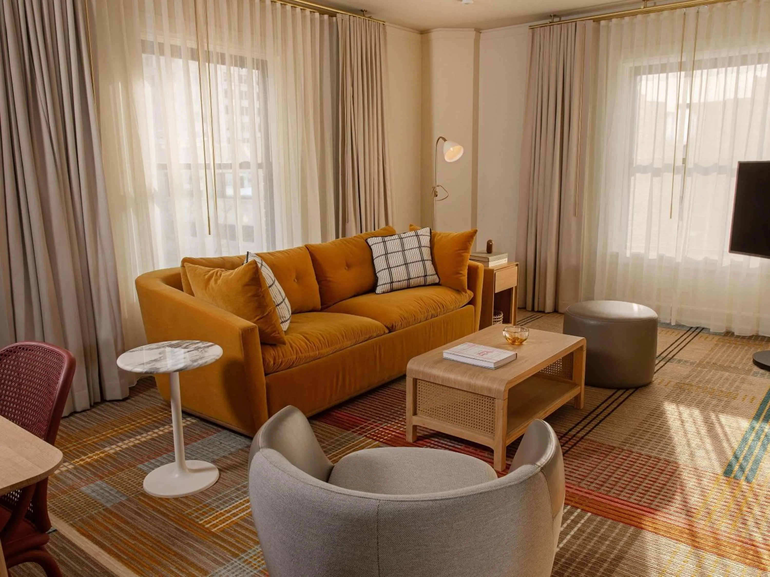 Bedroom in Ändra Hotel Seattle - MGallery Collection