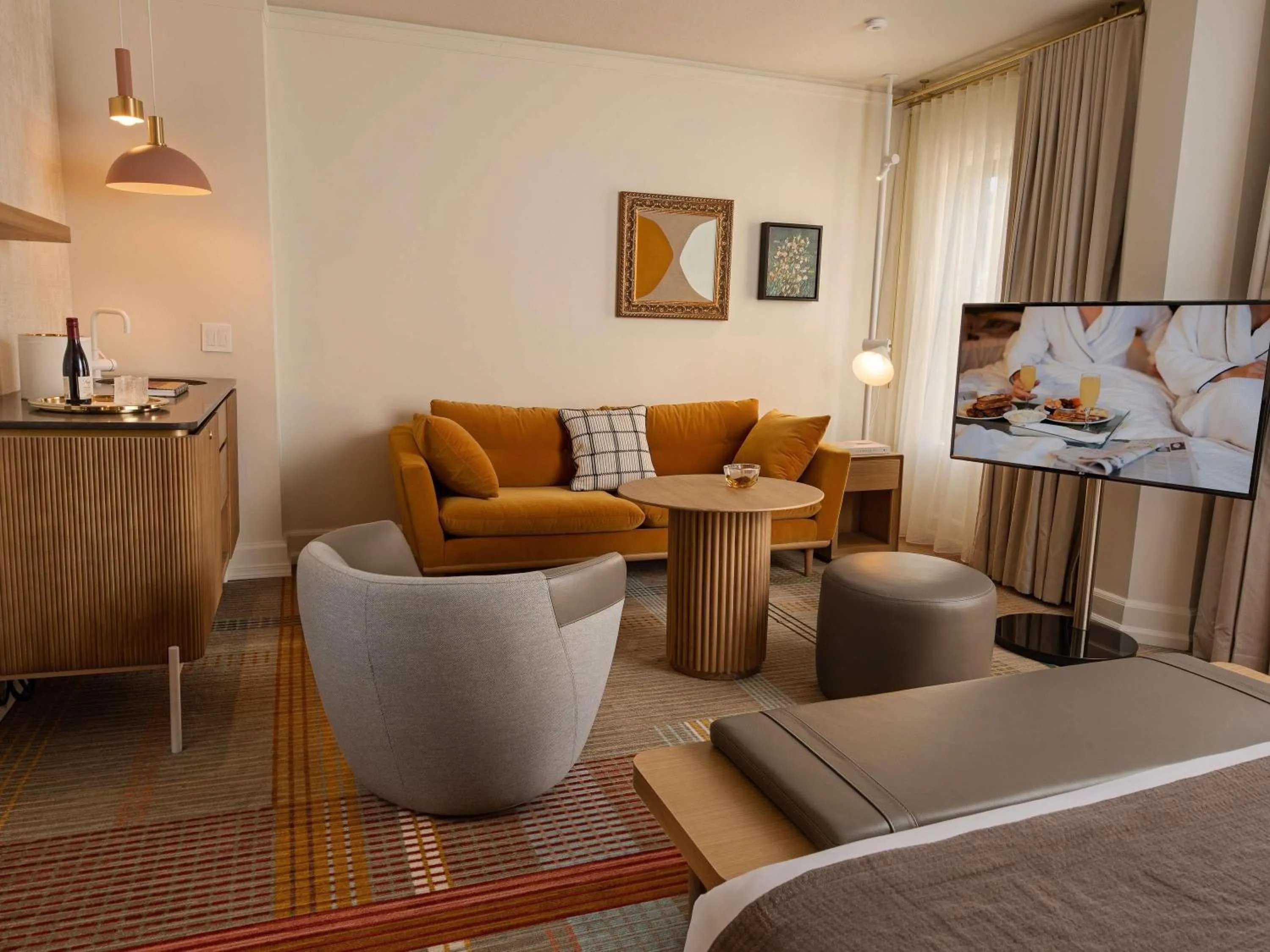 Bedroom in Ändra Hotel Seattle - MGallery Collection