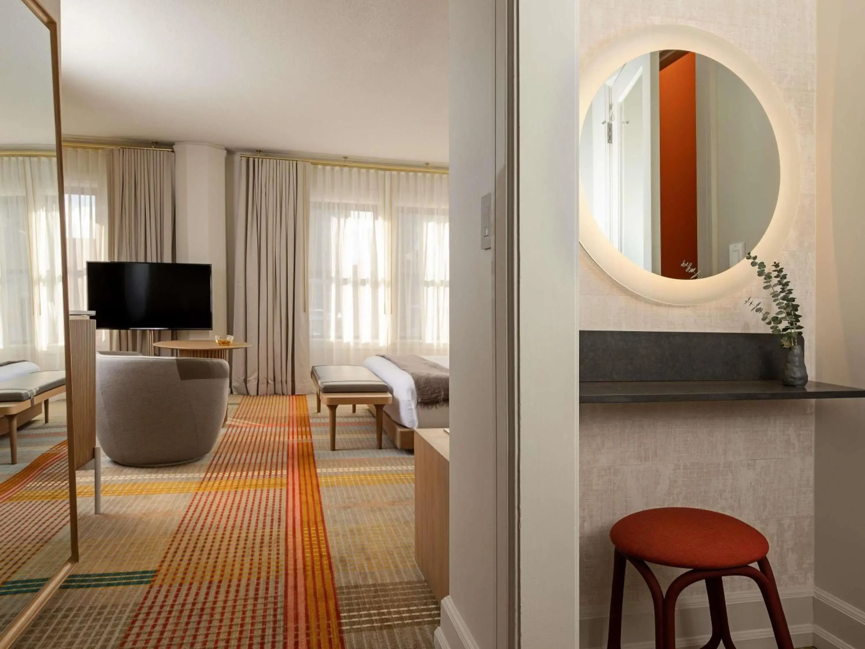 Bedroom, Bed in Ändra Hotel Seattle - MGallery Collection Bedroom, Bed in Ändra Hotel Seattle - MGallery Collection