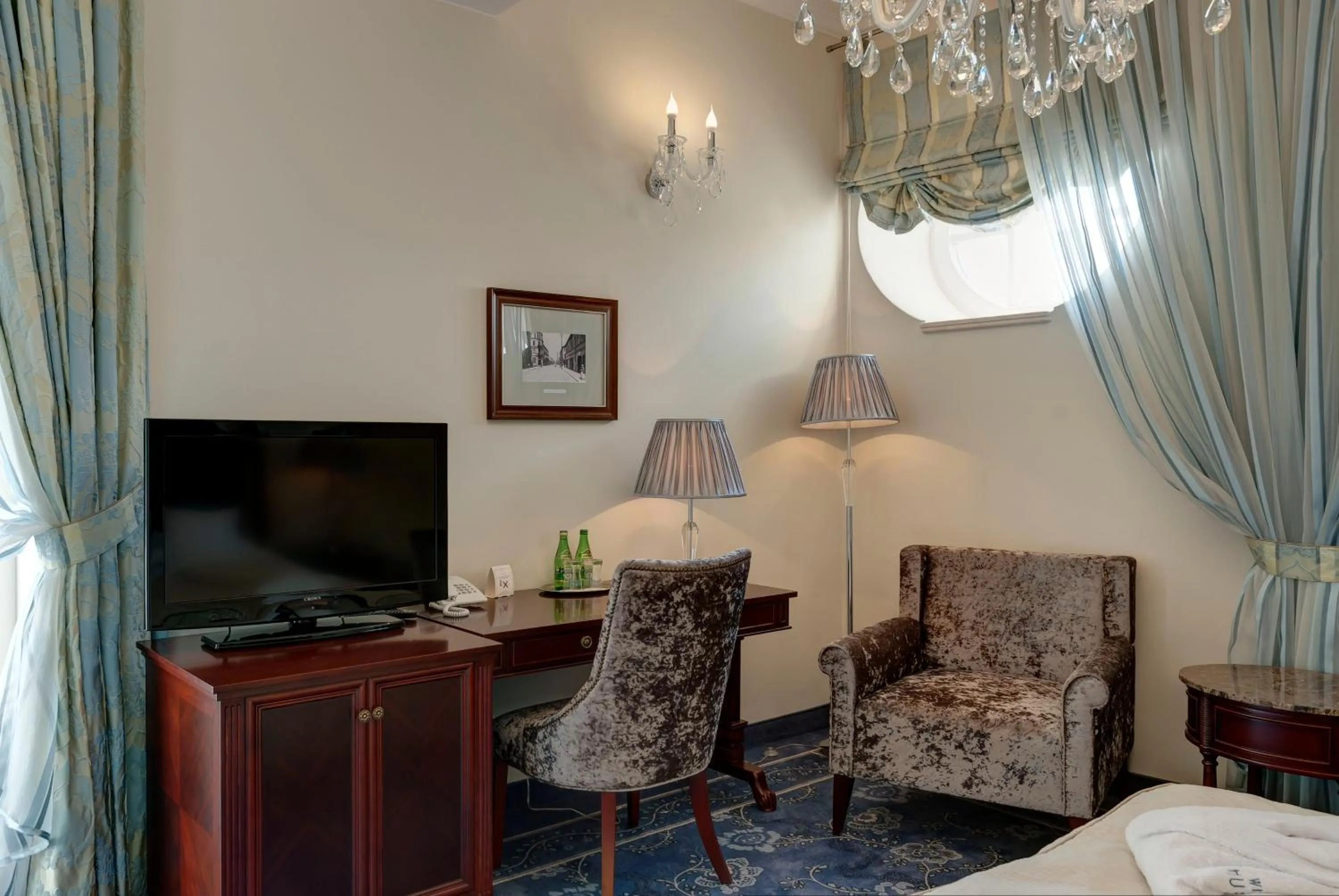 Photo of the whole room in Hotel Willa Hueta