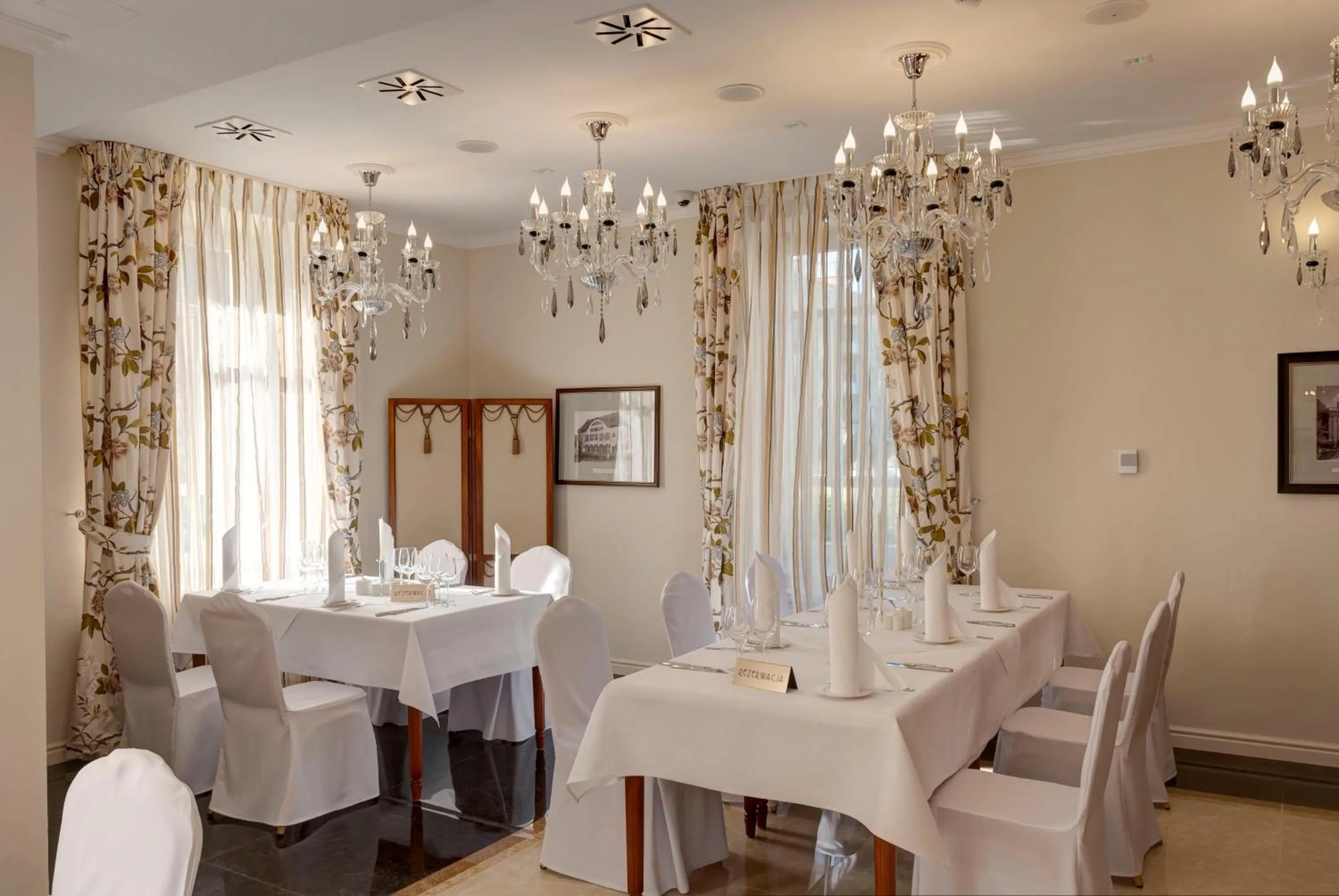 Restaurant/places to eat in Hotel Willa Hueta