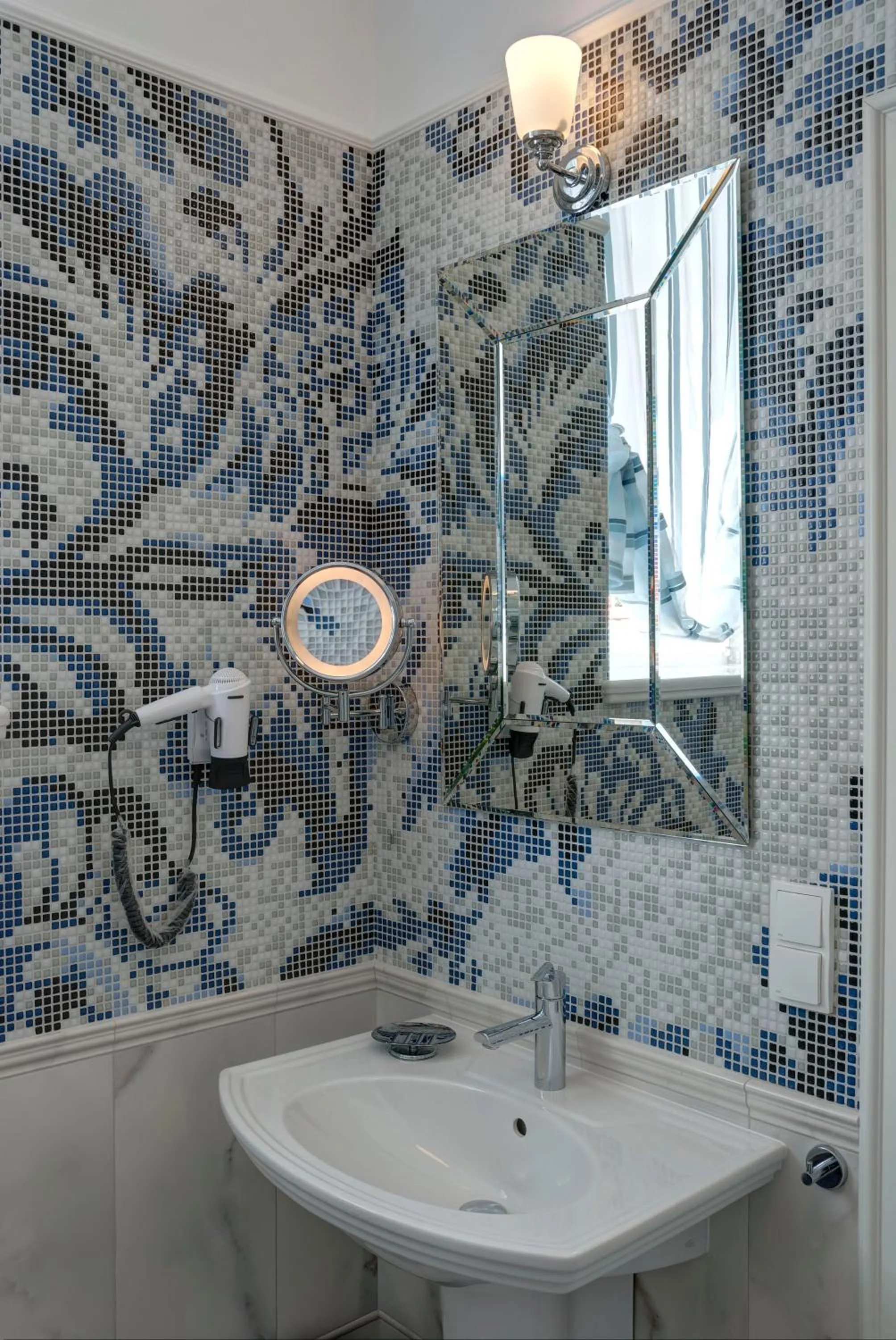 Bathroom in Hotel Willa Hueta