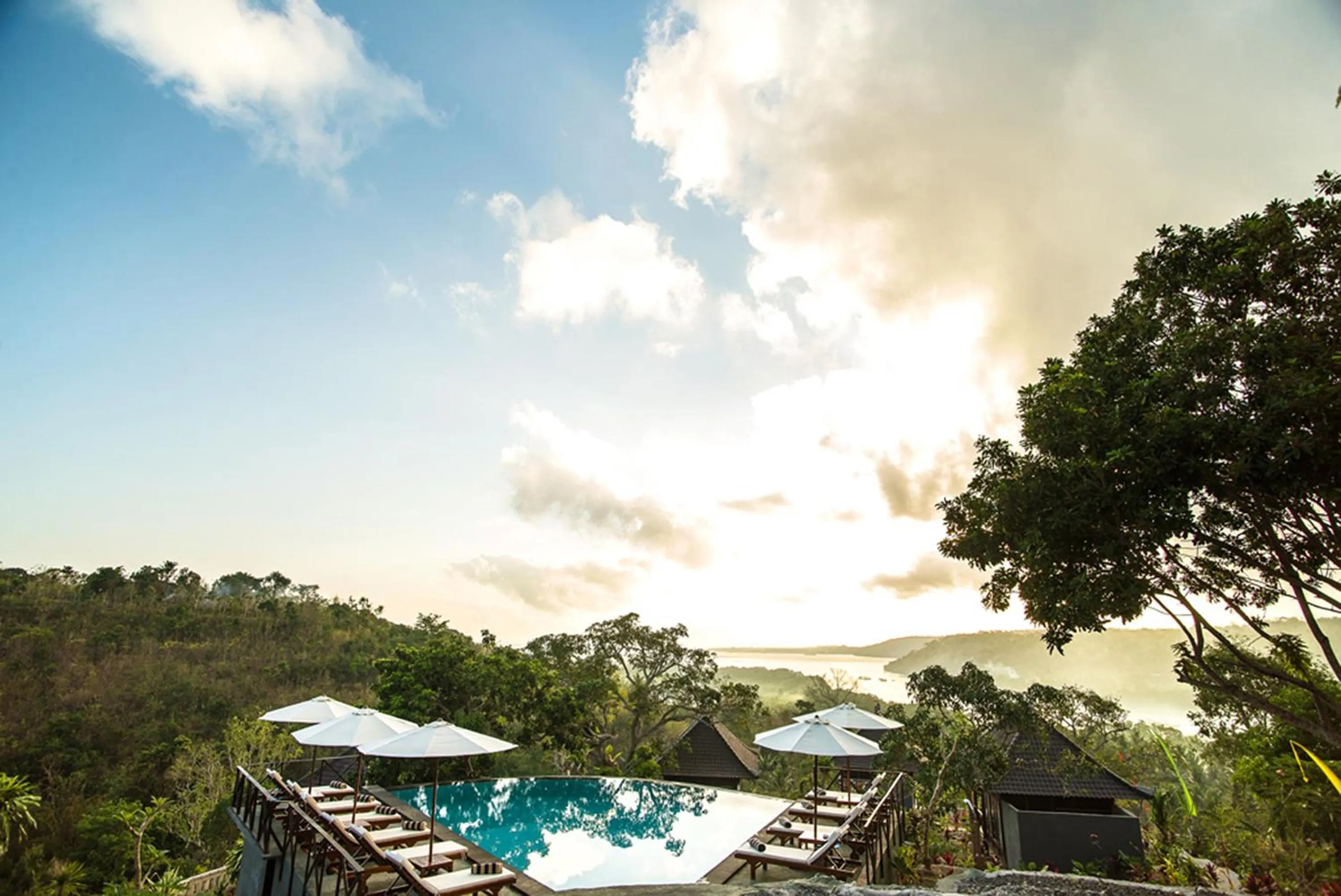 Swimming pool in Poh Manis Lembongan