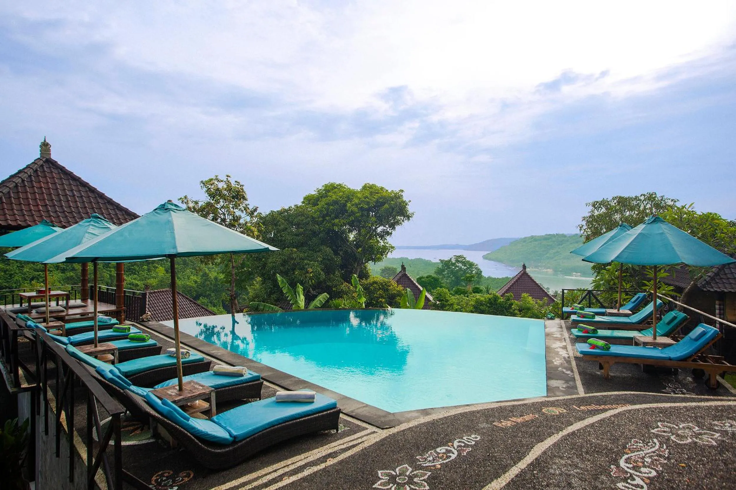 Swimming pool in Poh Manis Lembongan
