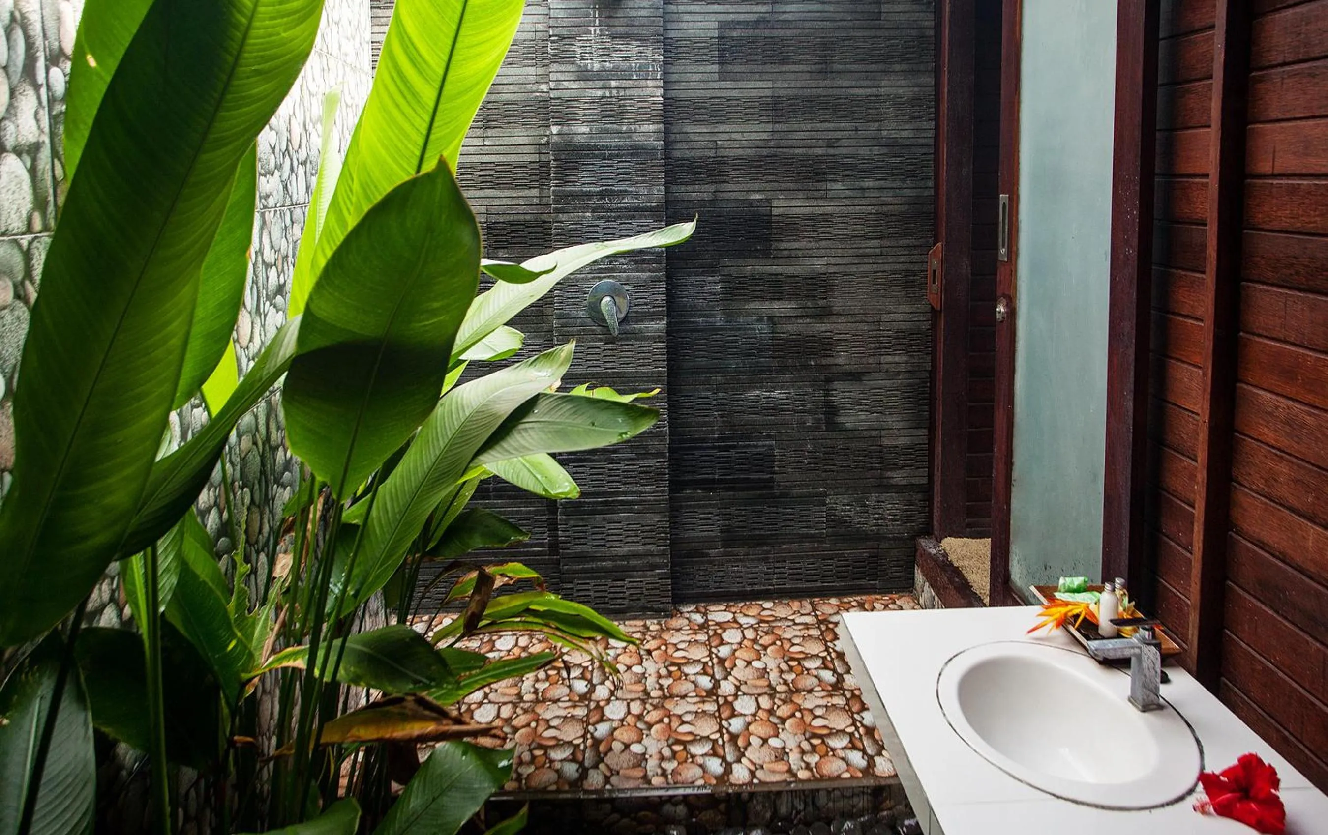 Bathroom in Poh Manis Lembongan