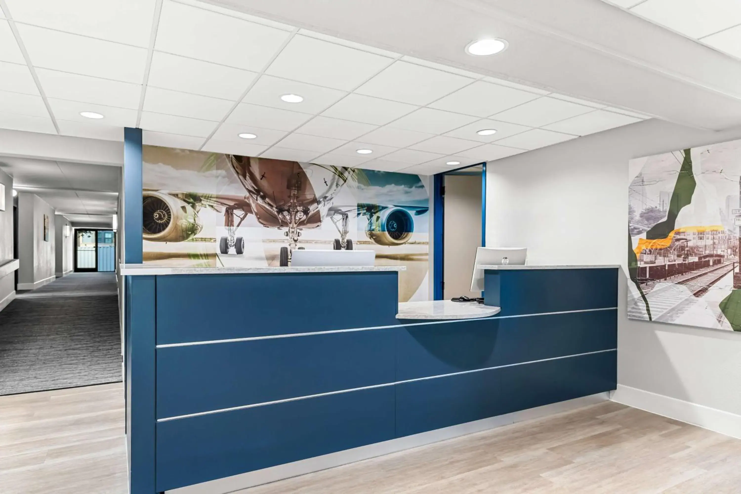 Lobby or reception in Best Western Plus Lower South End Lobby or reception in Best Western Plus Lower South End