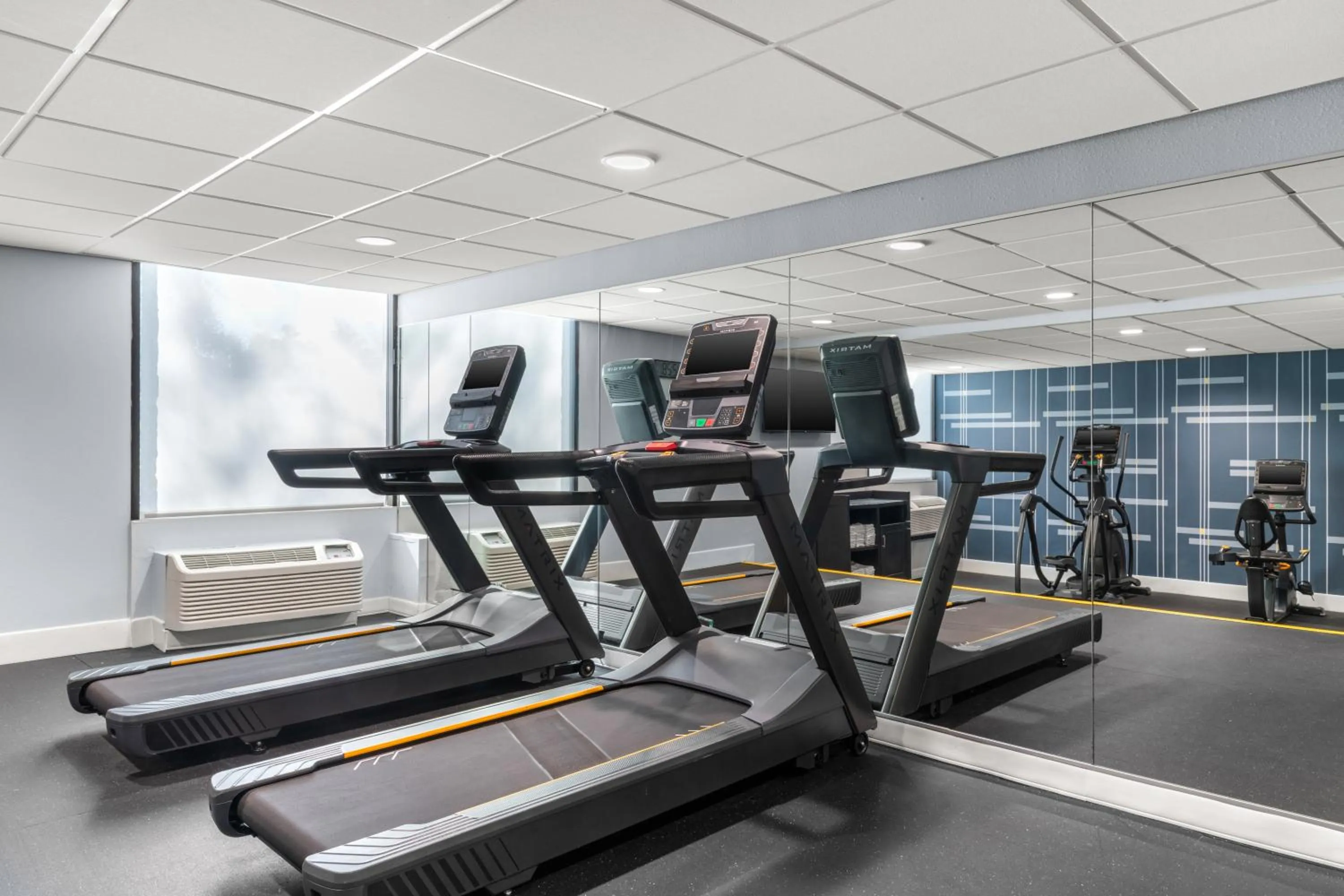Fitness centre/facilities in City Express by Marriott Charlotte South End