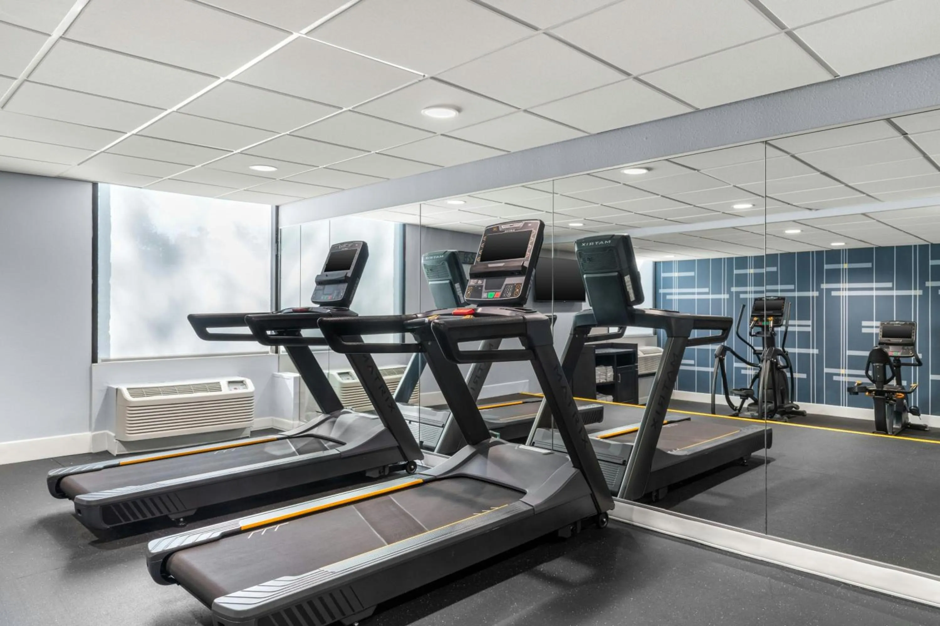 Fitness centre/facilities in City Express by Marriott Charlotte South End