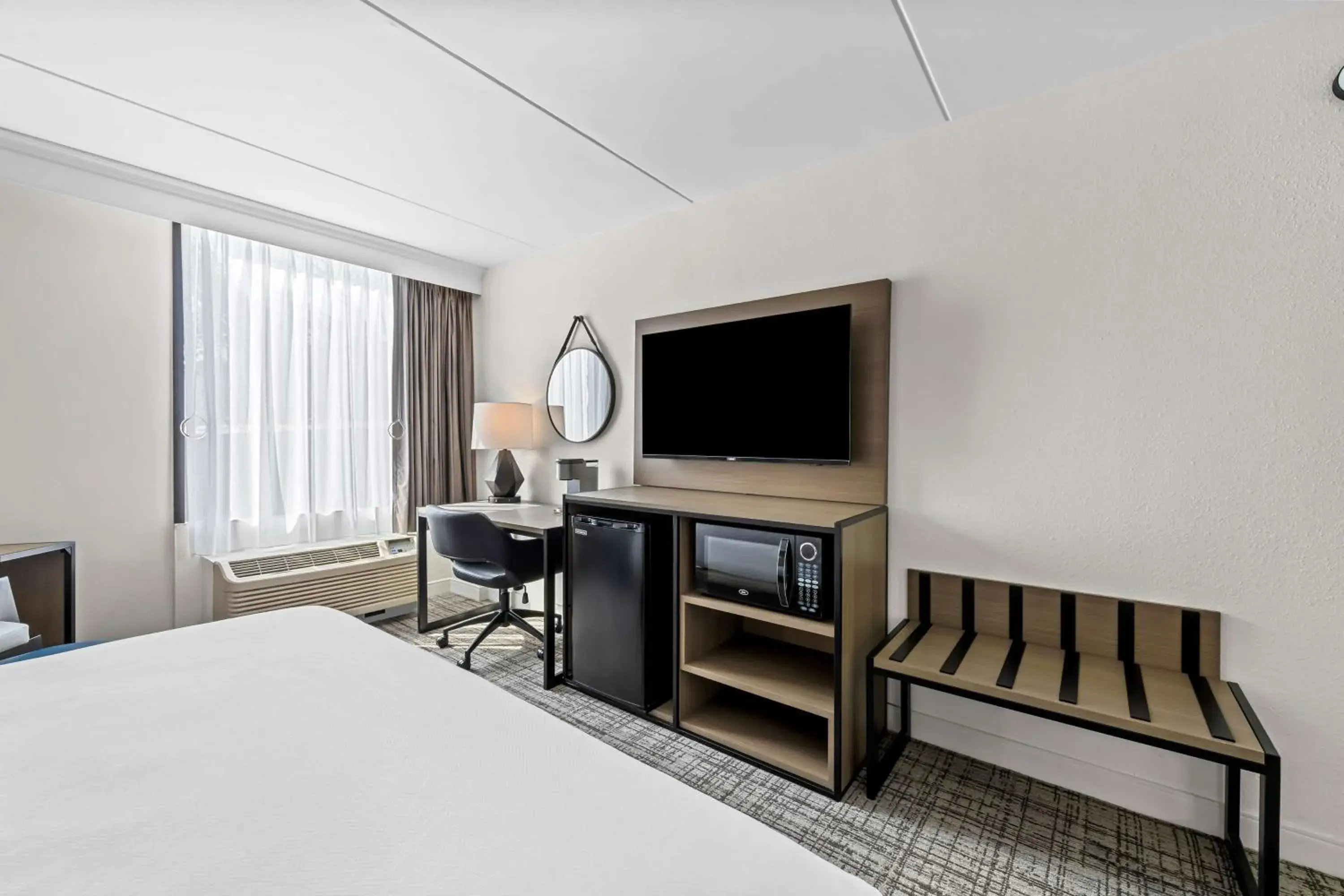 Bedroom, Bed in Best Western Plus Lower South End Bedroom, Bed in Best Western Plus Lower South End