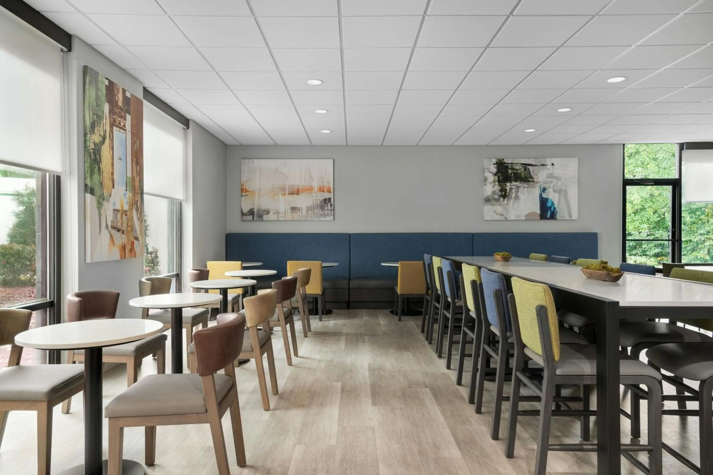 Restaurant/places to eat in City Express by Marriott Charlotte South End