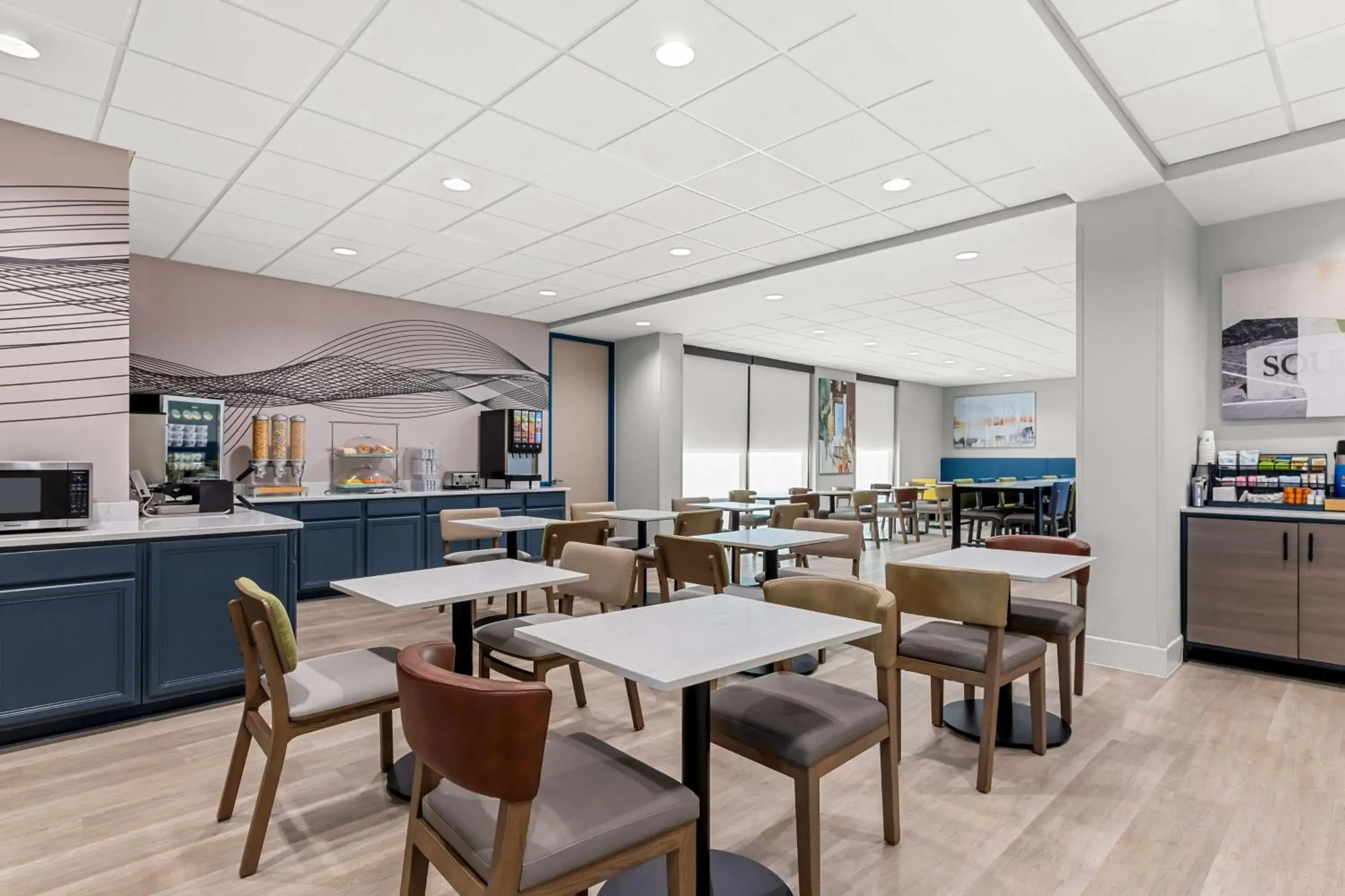 Breakfast in Best Western Plus Lower South End Breakfast in Best Western Plus Lower South End