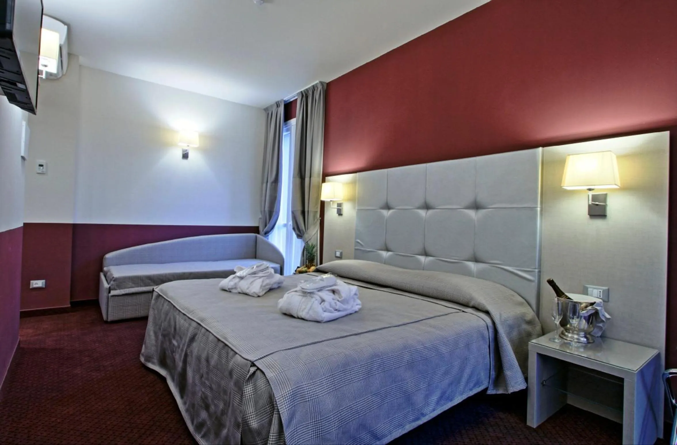 Photo of the whole room, Bed in Boutique Hotel Calzavecchio