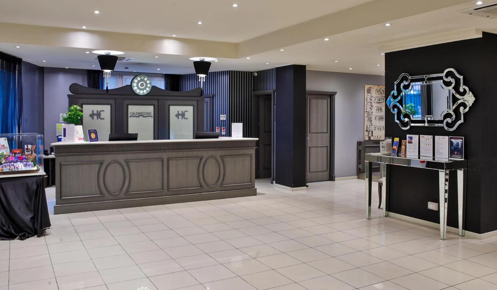 Lobby or reception in Boutique Hotel Calzavecchio