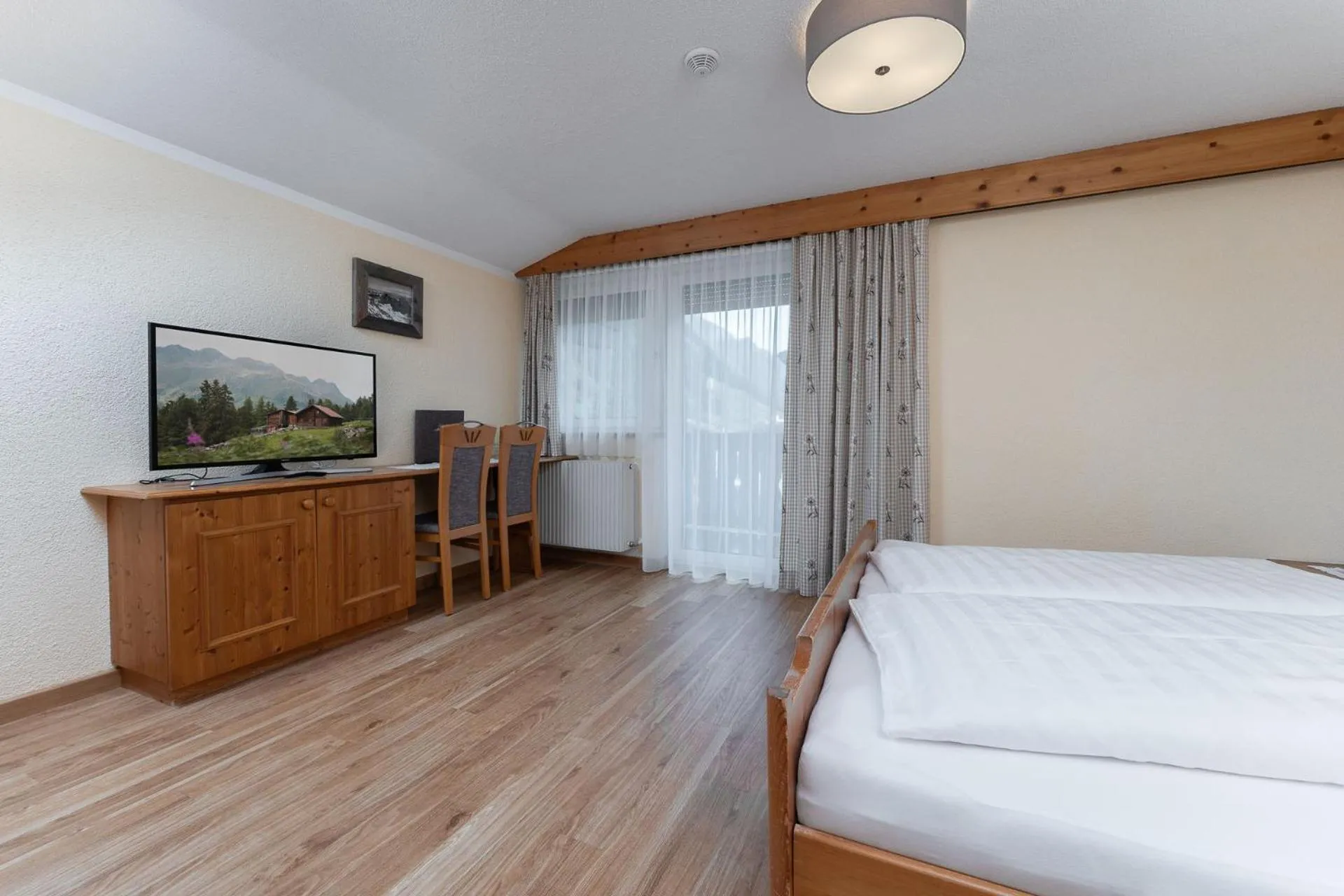 Photo of the whole room, Bed in Haus Margret