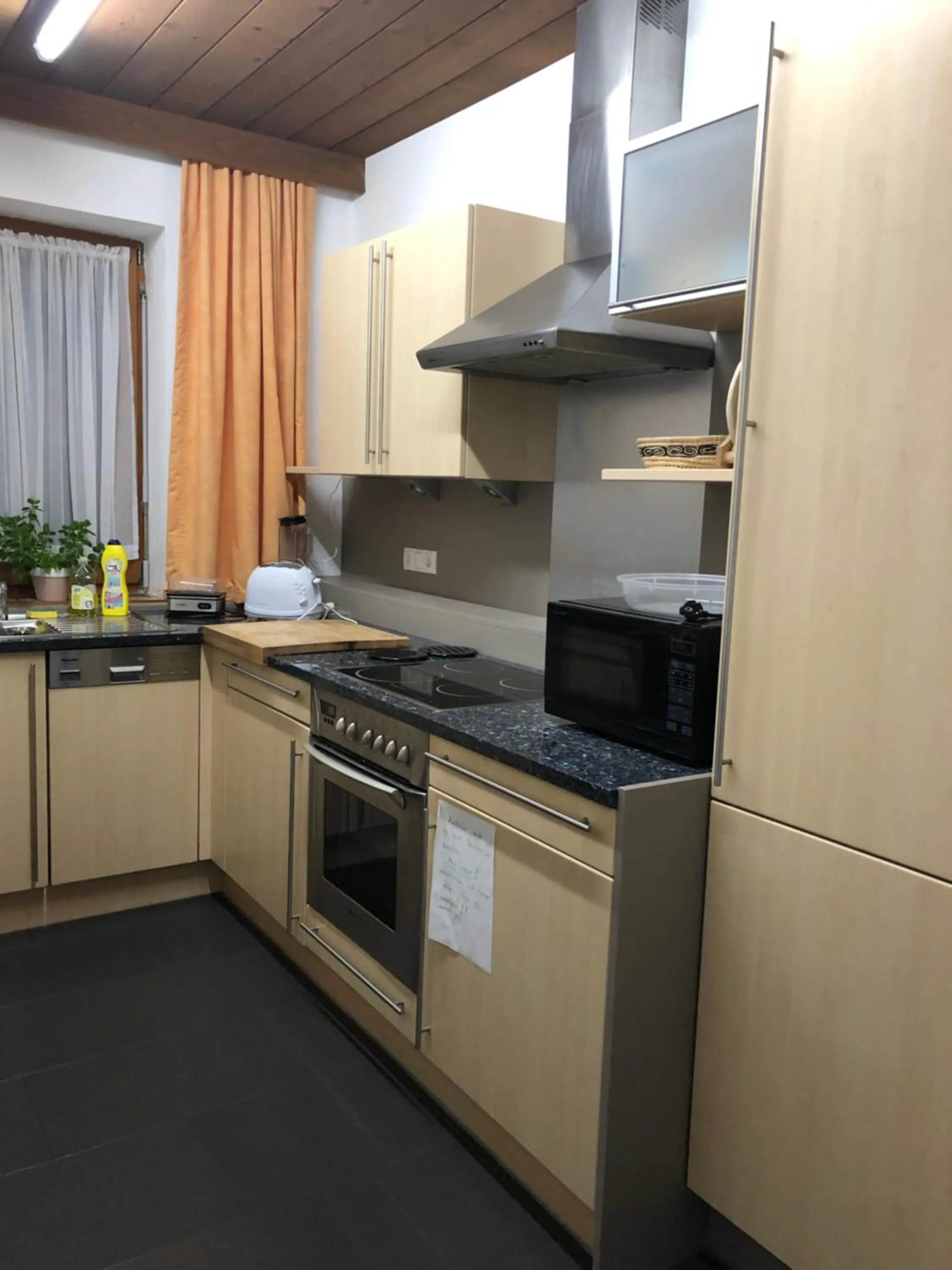 Kitchen or kitchenette in Haus Hubertus - Jerzens