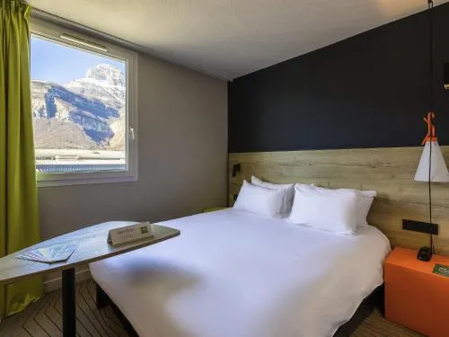 Ibis Styles Crolles Grenoble A41