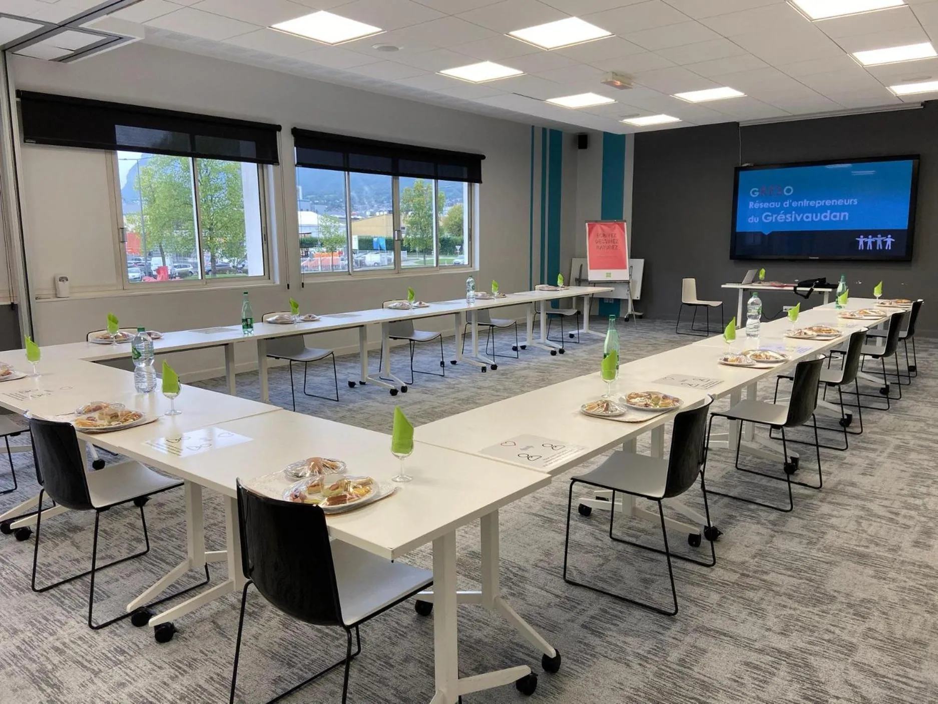 Meeting/conference room in Ibis Styles Crolles Grenoble A41